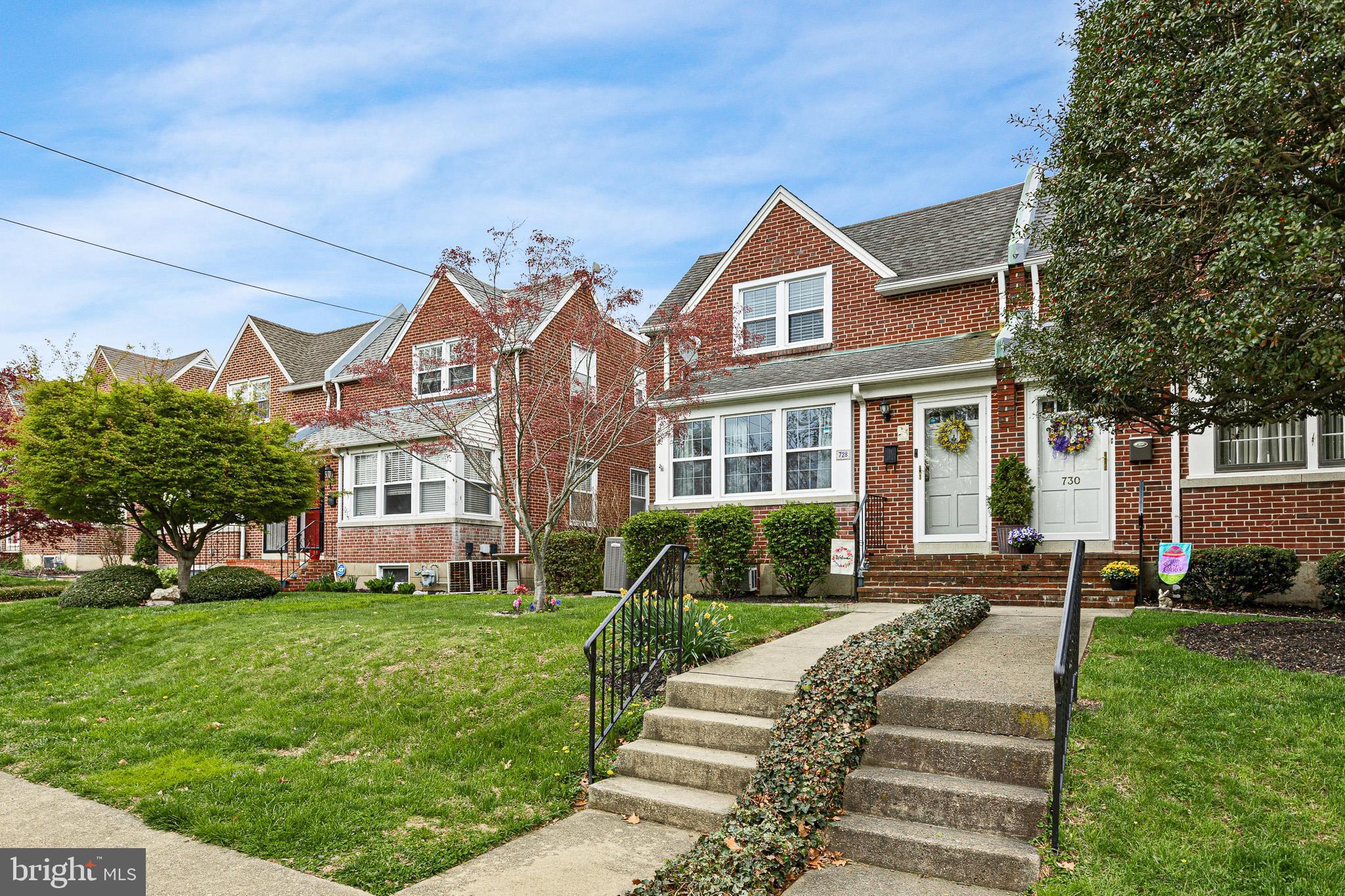 728 S LINCOLN STREET