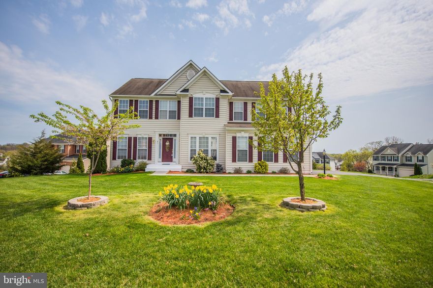 NEW SALES PRICE!! Pending Release of Contract! Fantastic Jefferson County colonial home located on a corner lot in Chapel View subdivision. This home features 4 bedrooms on the upper level including a Master suite along with a full hallway bath. Laundry on bedroom level as well. Main level has beautiful refinished hardwood floors, a formal living room, dining room, family room and office space. Kitchen is spacious and offers granite counters and SS appliances, incuding a double wall oven. Walk out level mostly finished basement offers a rec room along with a possible 5th bedroom, a hobby /craft room, plenty of storage and a full bath. A must see home in a commuter friendly location.