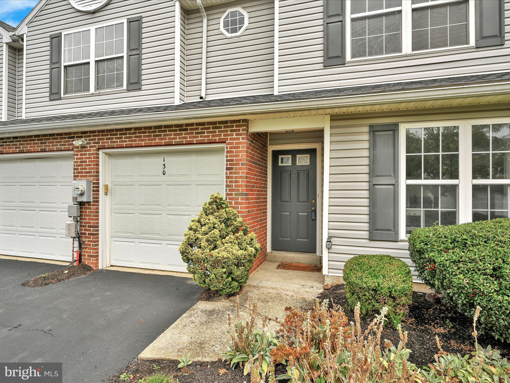 VILLAS AT HERSHEY MEADOWS - Residential