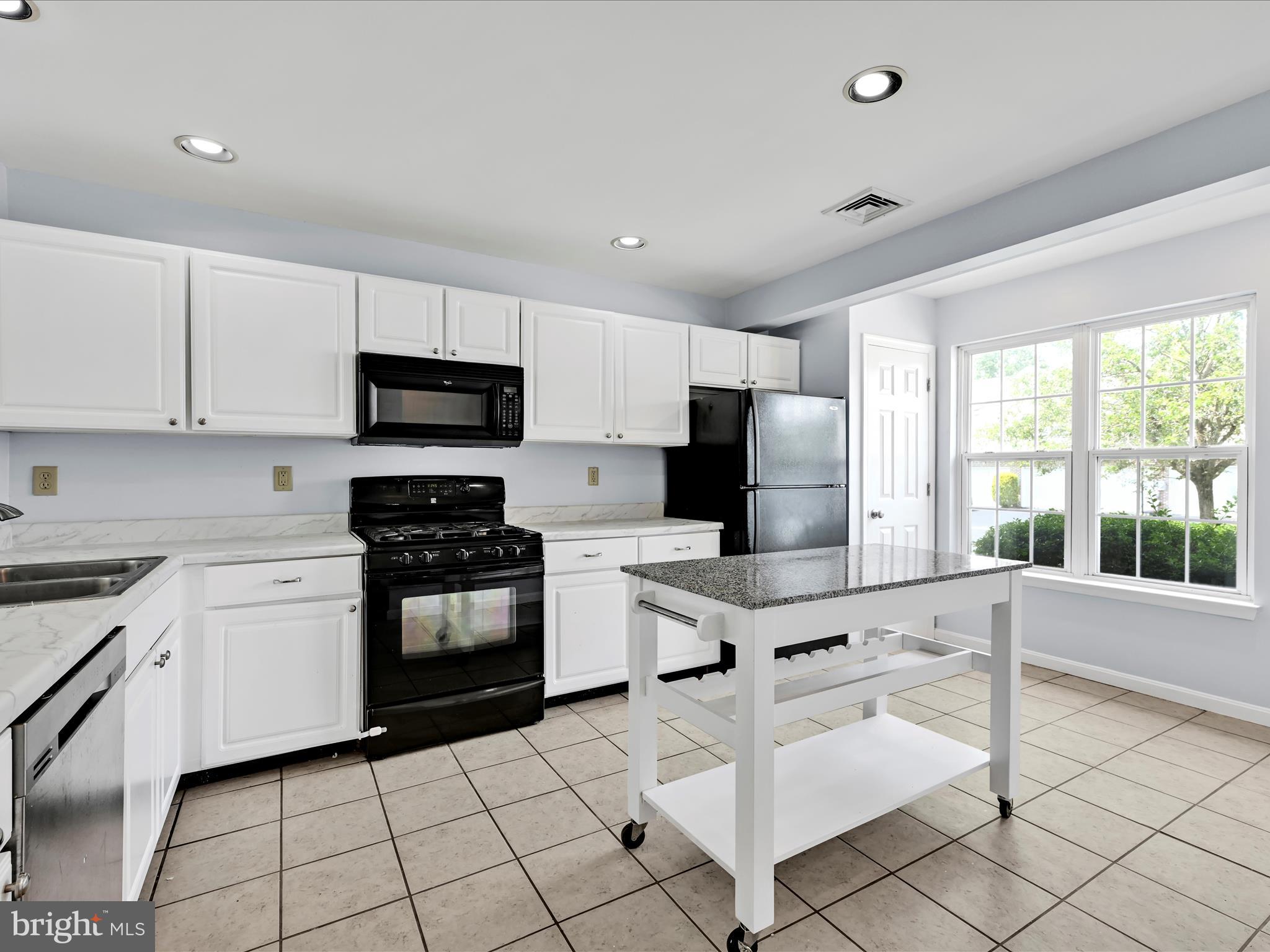 130 PEREGRINE LANE