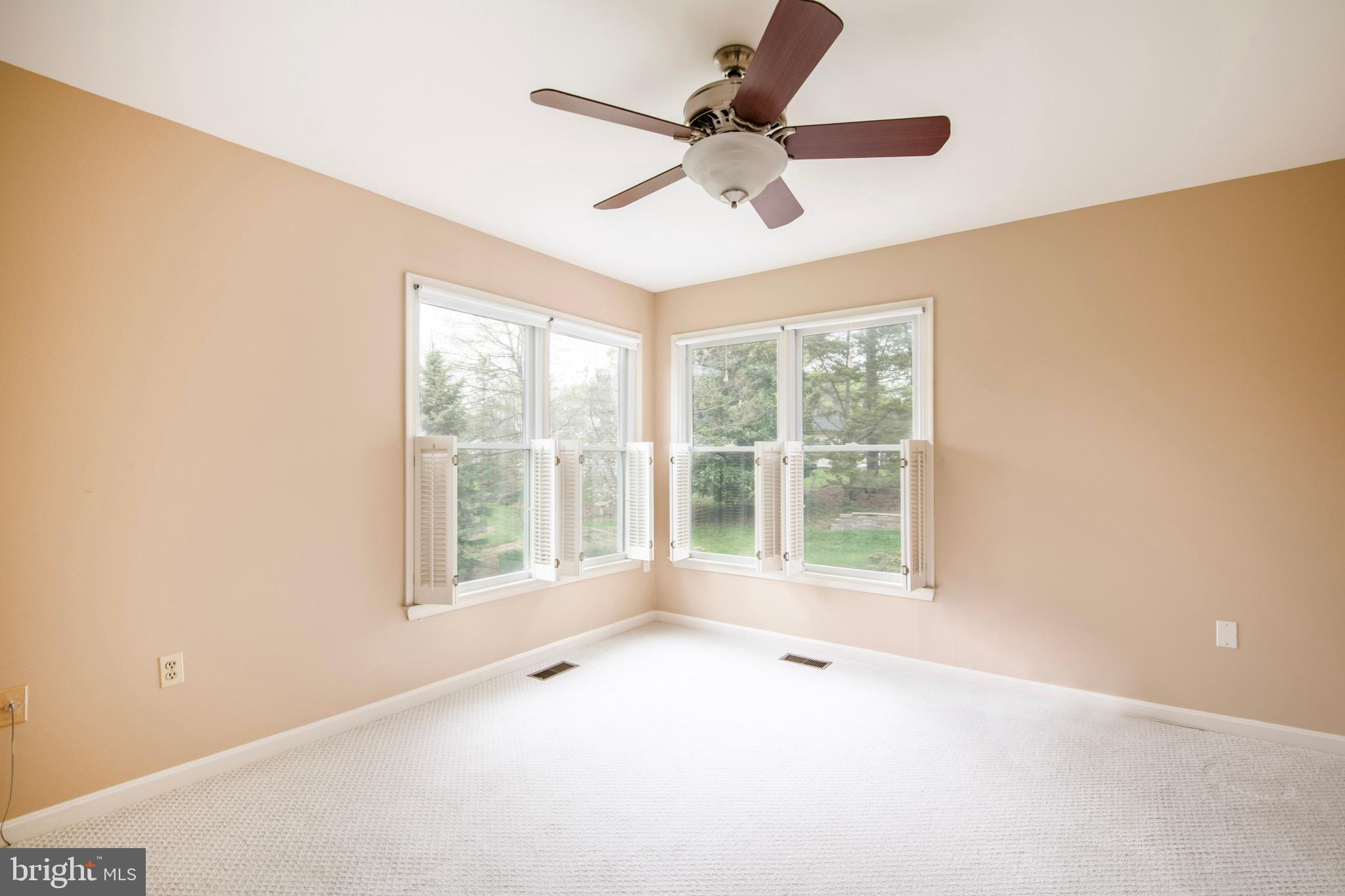 ANNAPOLIS COVE - Residential