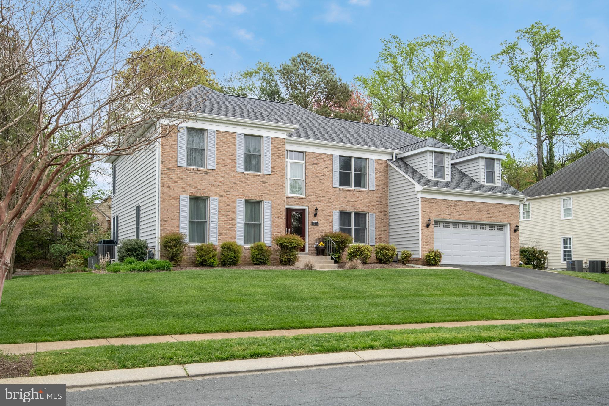 ANNAPOLIS COVE - Residential