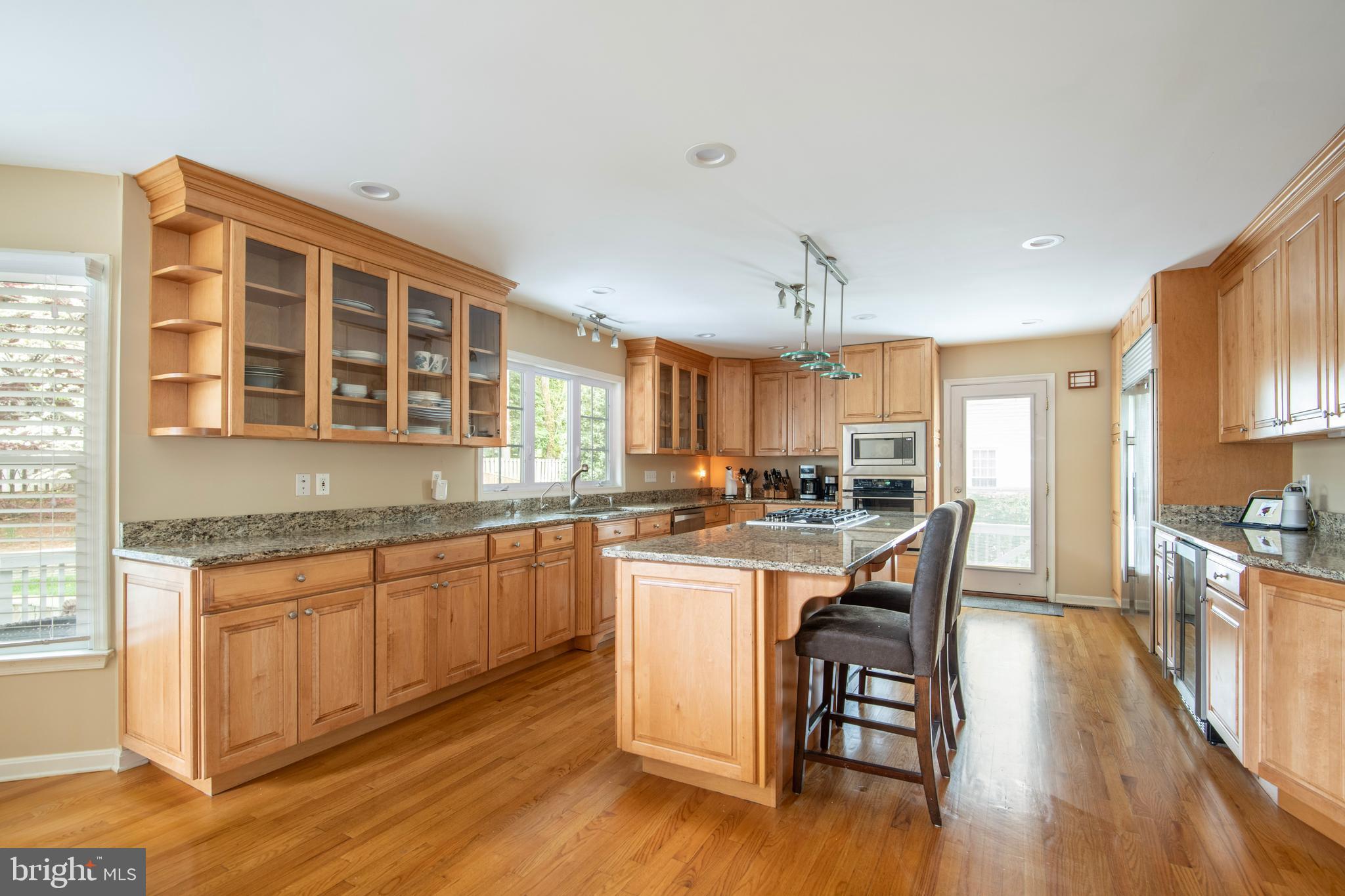 ANNAPOLIS COVE - Residential