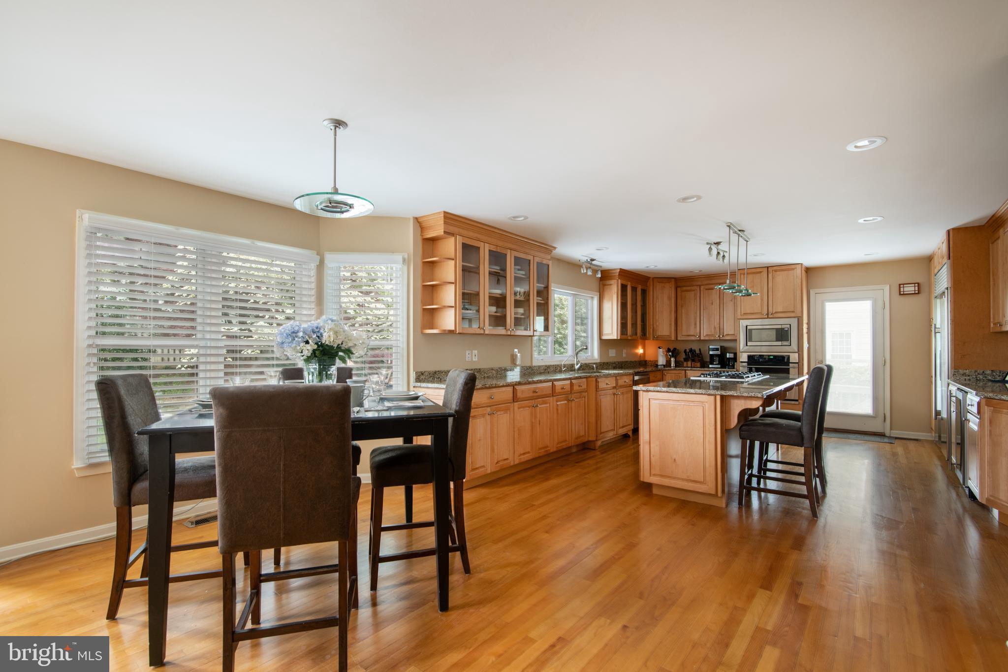 ANNAPOLIS COVE - Residential