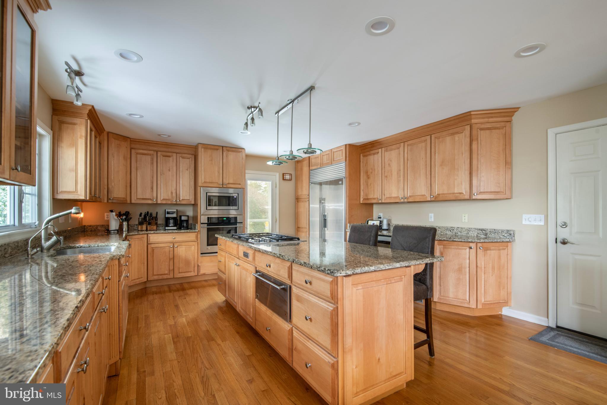 ANNAPOLIS COVE - Residential