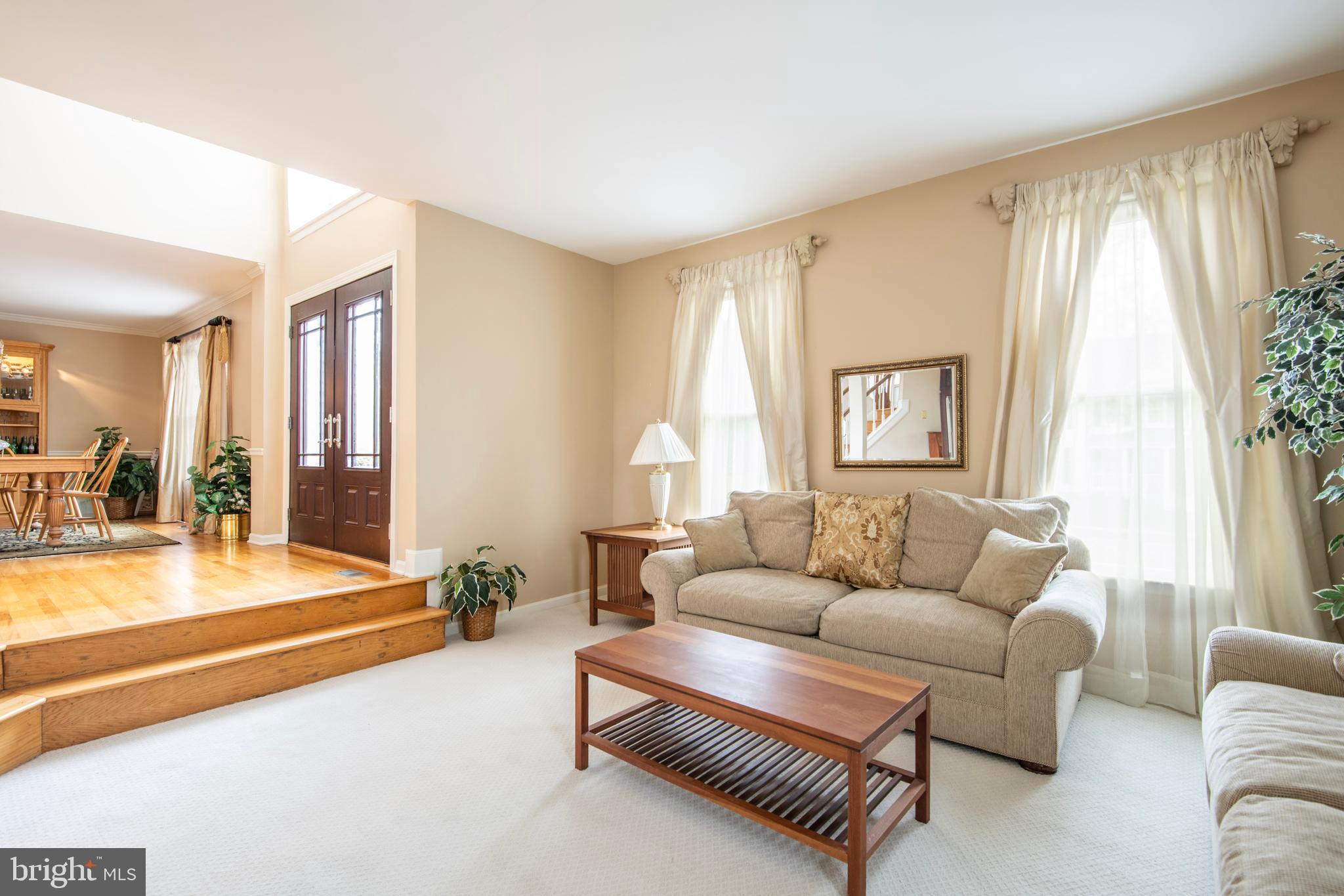 ANNAPOLIS COVE - Residential