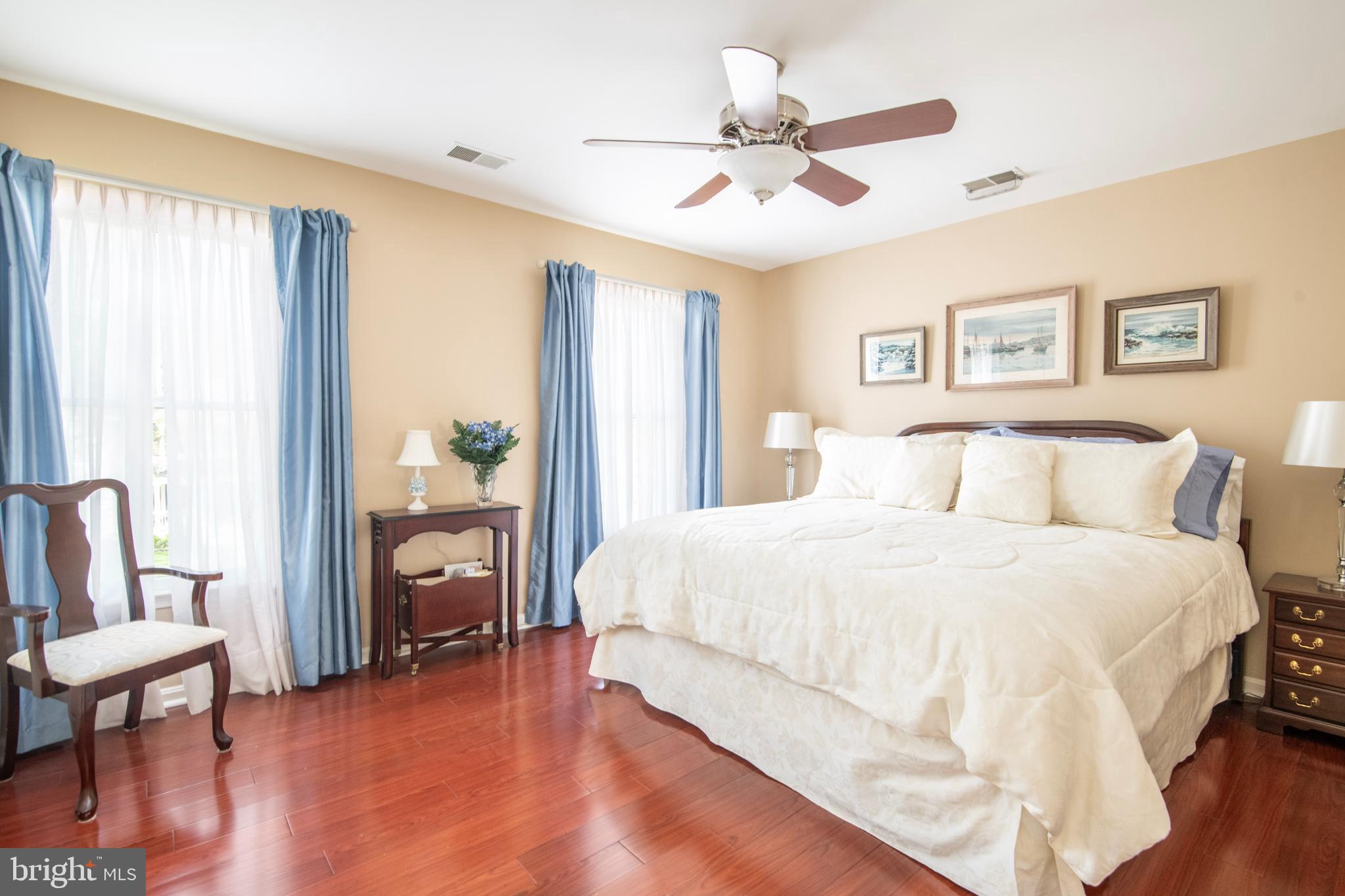 ANNAPOLIS COVE - Residential