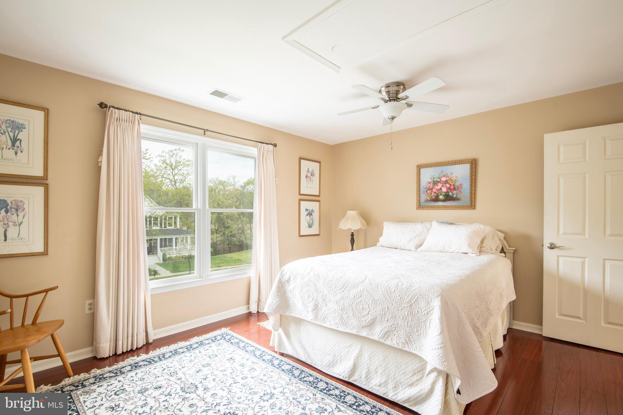 ANNAPOLIS COVE - Residential