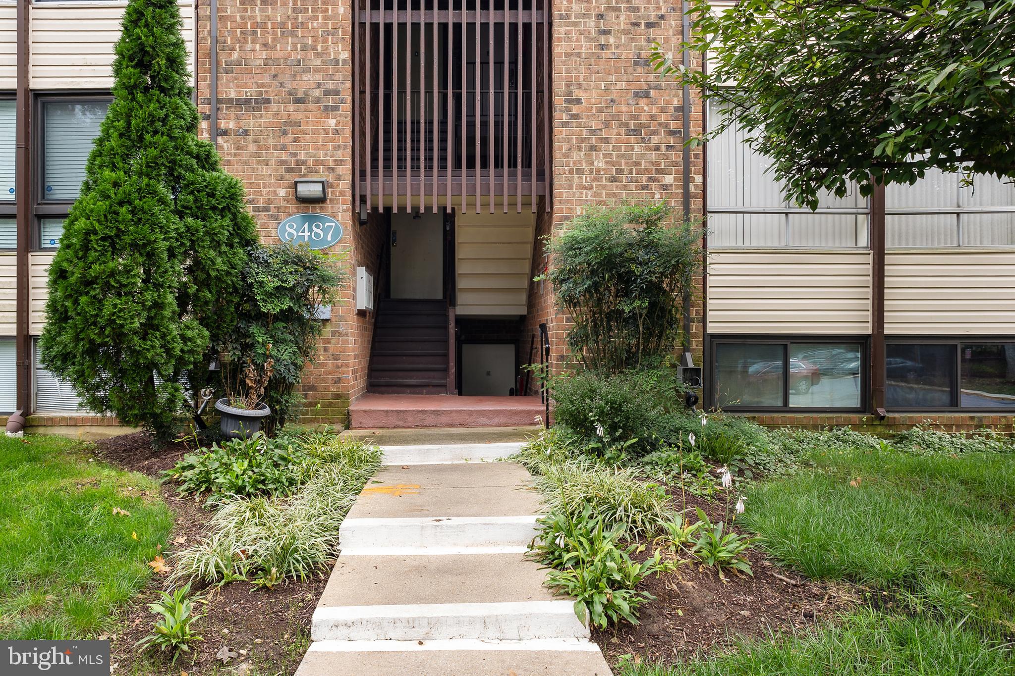 CHELSEA WOODS CONDO - Residential