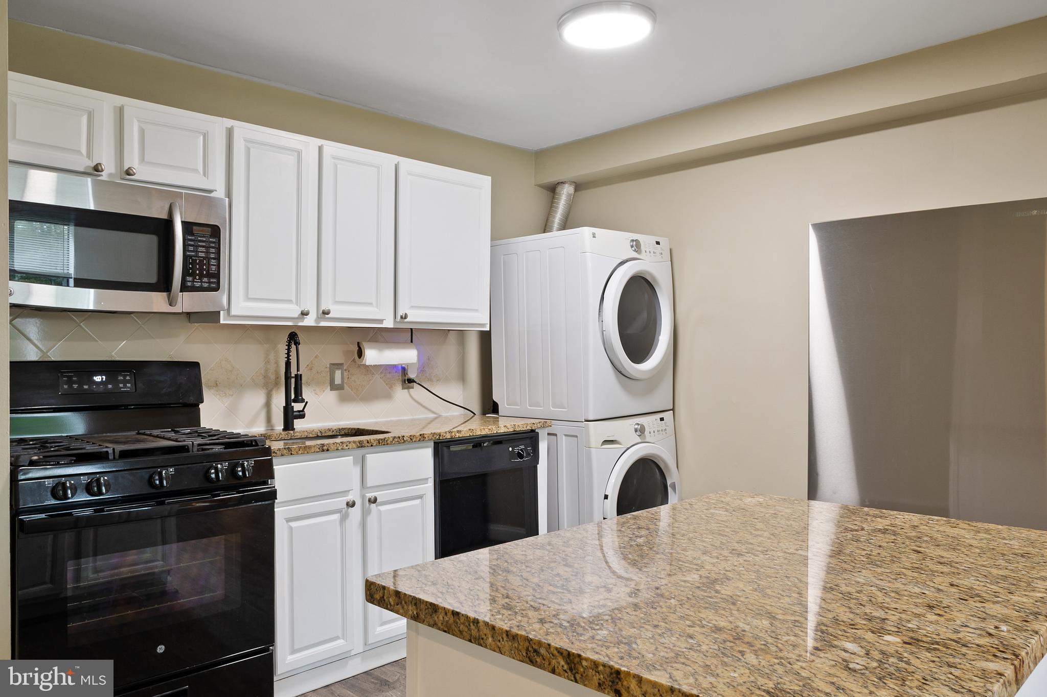 CHELSEA WOODS CONDO - Residential