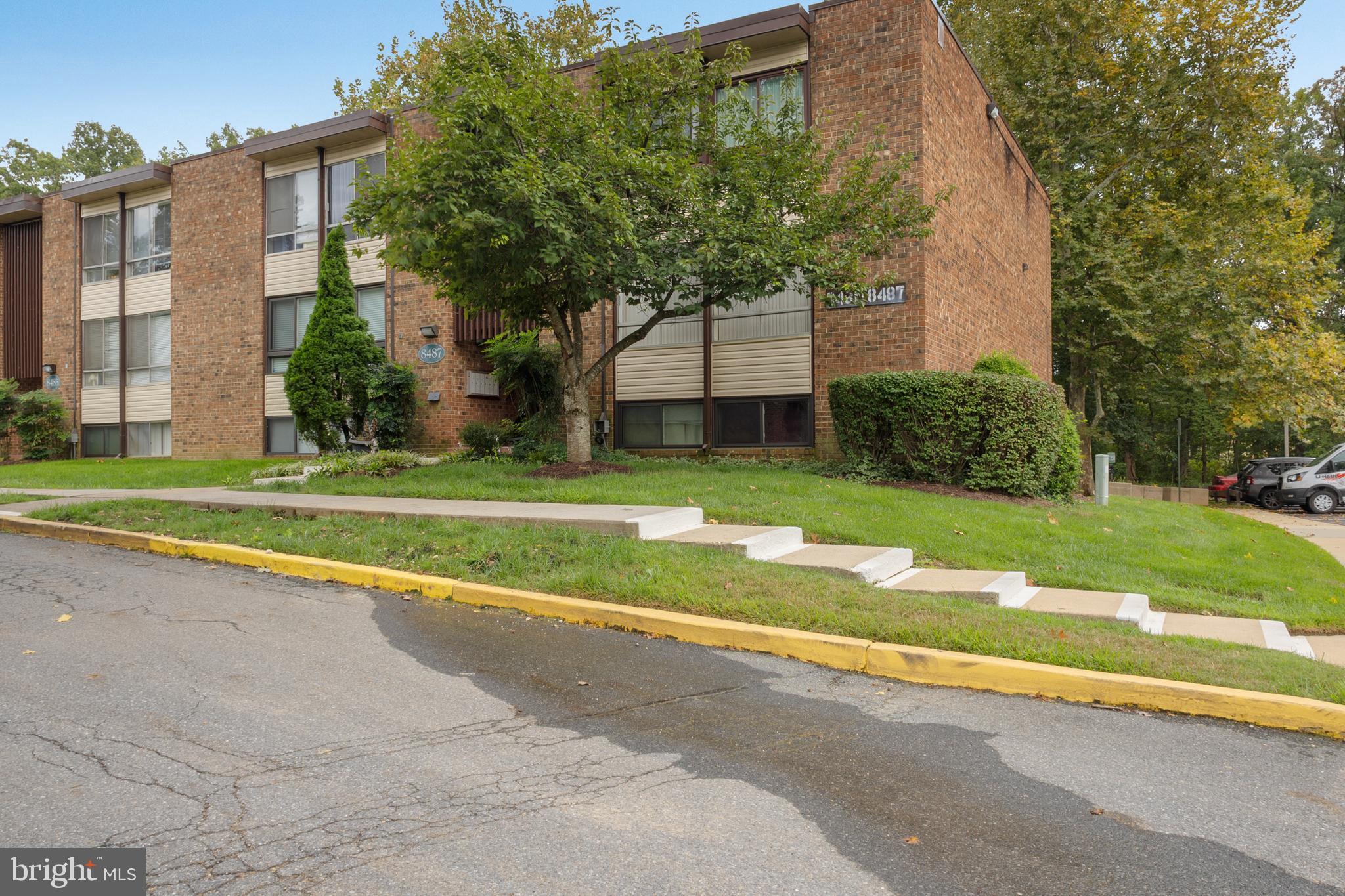 CHELSEA WOODS CONDO - Residential