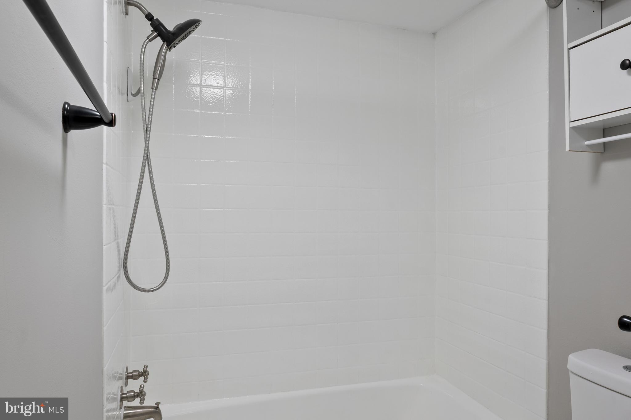 CHELSEA WOODS CONDO - Residential