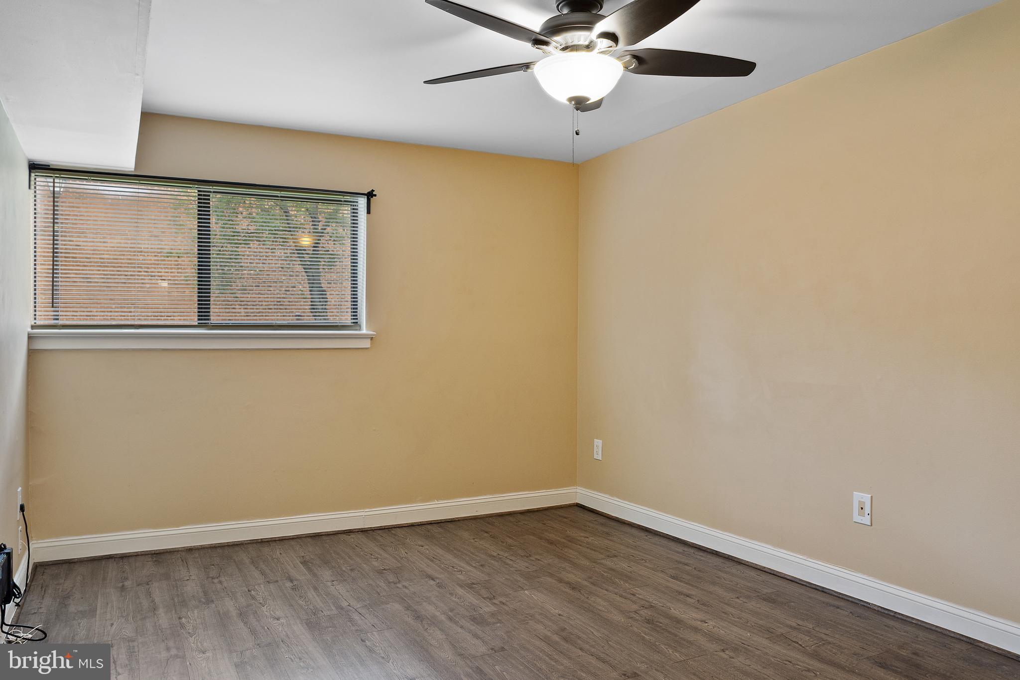 CHELSEA WOODS CONDO - Residential