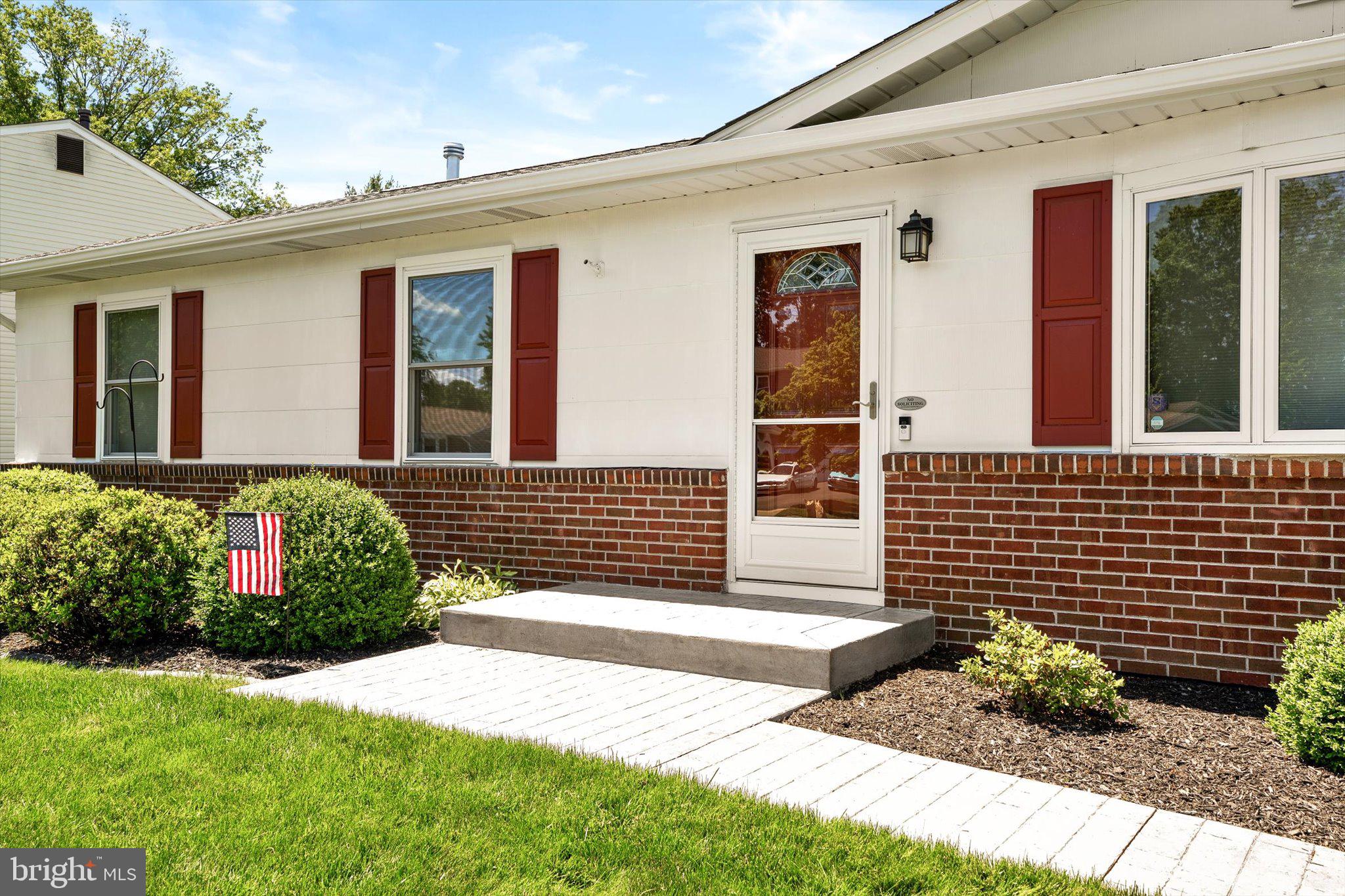 11 LILAC DRIVE