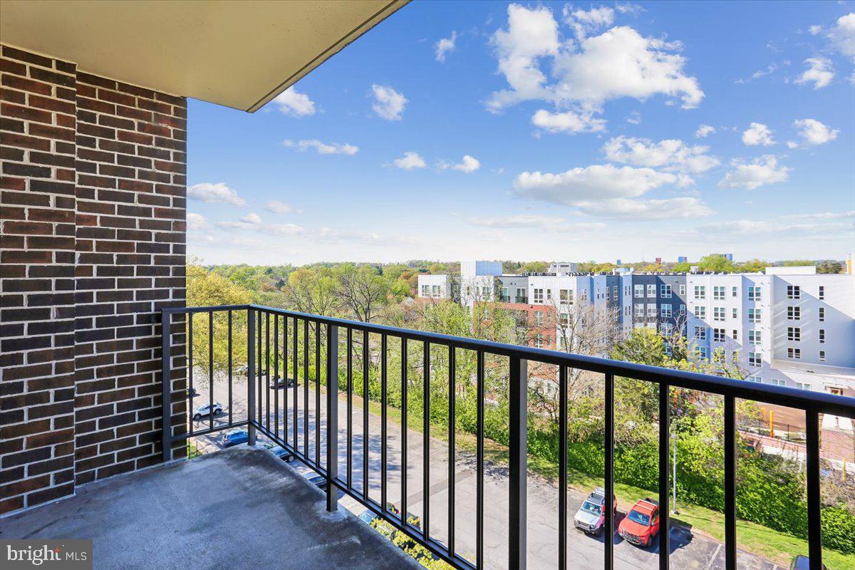 AMERICANA FINMARK - Residential