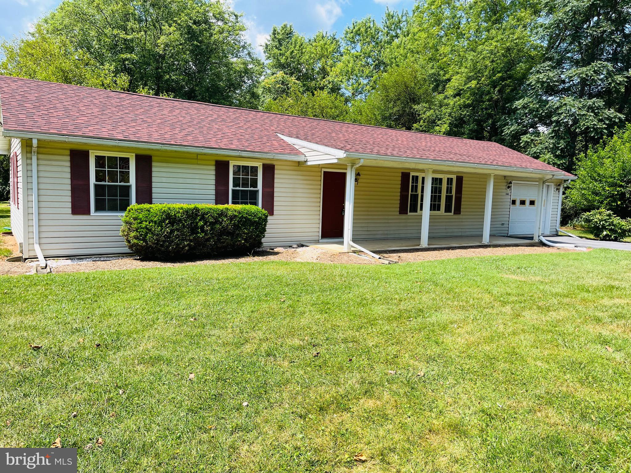 MECKLENBURG HEIGHTS - Residential