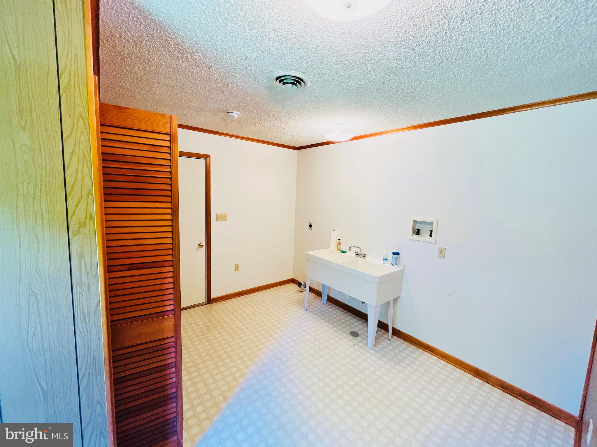 MECKLENBURG HEIGHTS - Residential