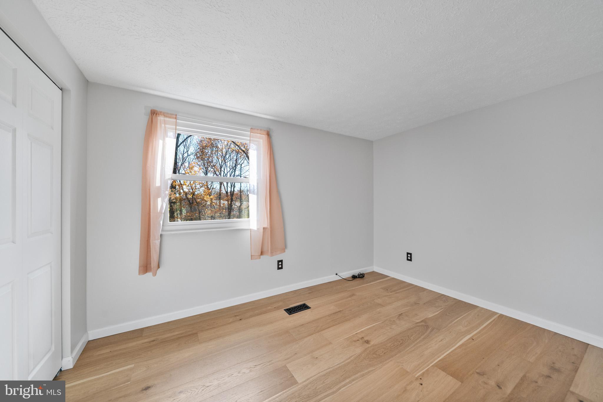 GUNNERS LAKE VILLAGE - Residential