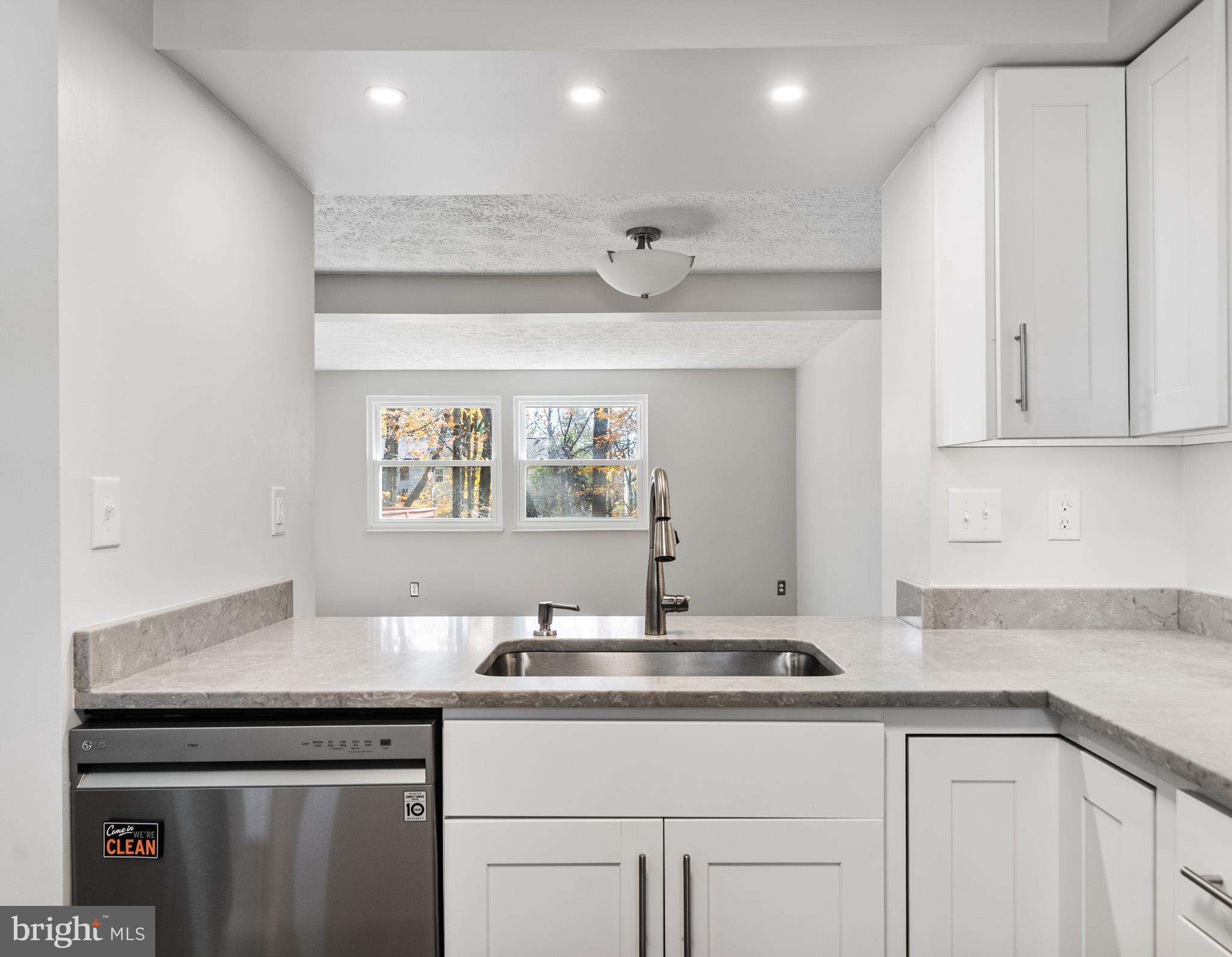 GUNNERS LAKE VILLAGE - Residential