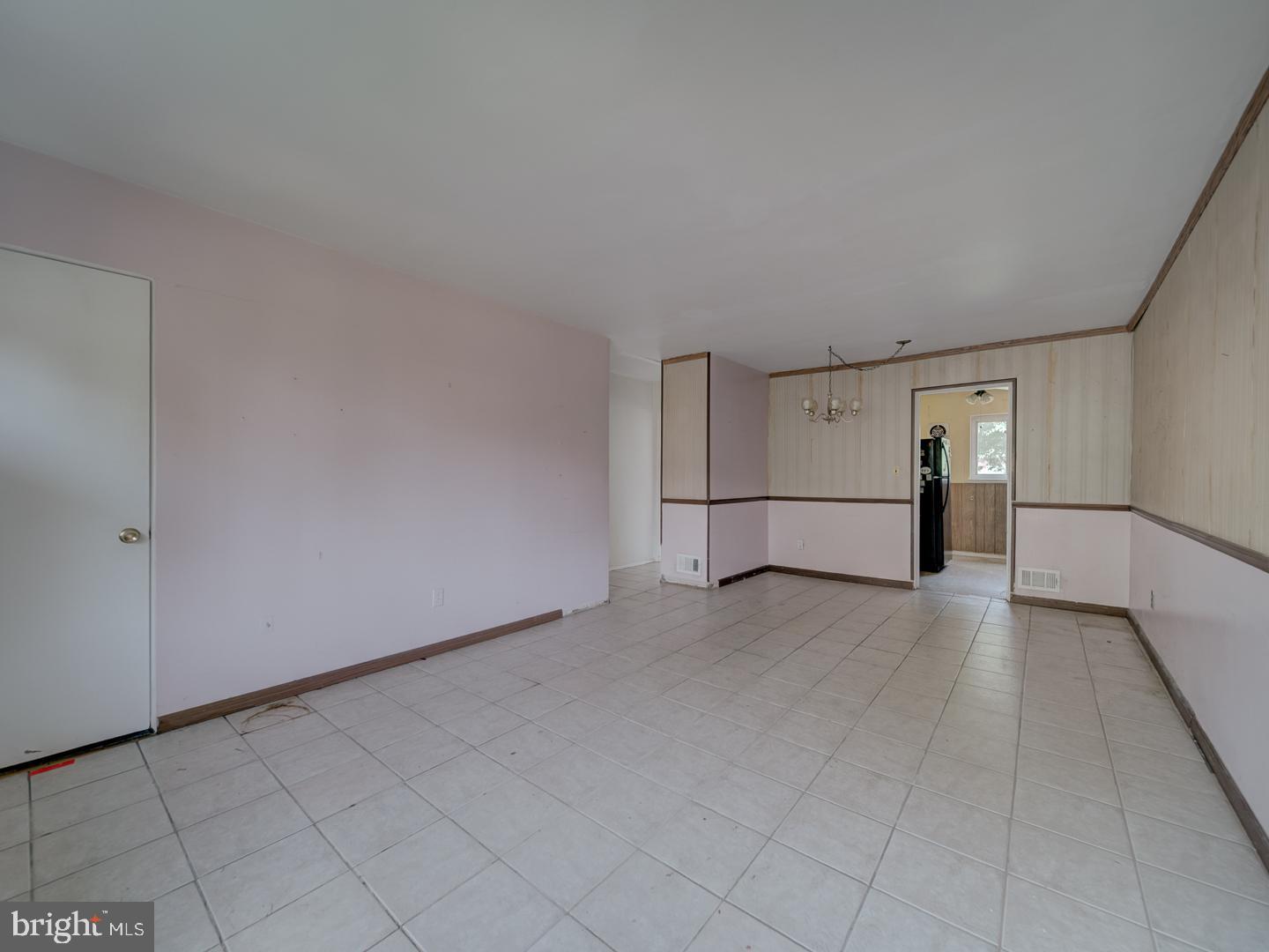 NEW HAMPSHIRE ESTATES - Residential