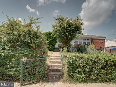 8632 11TH AVENUE SILVER SPRING MD 20903