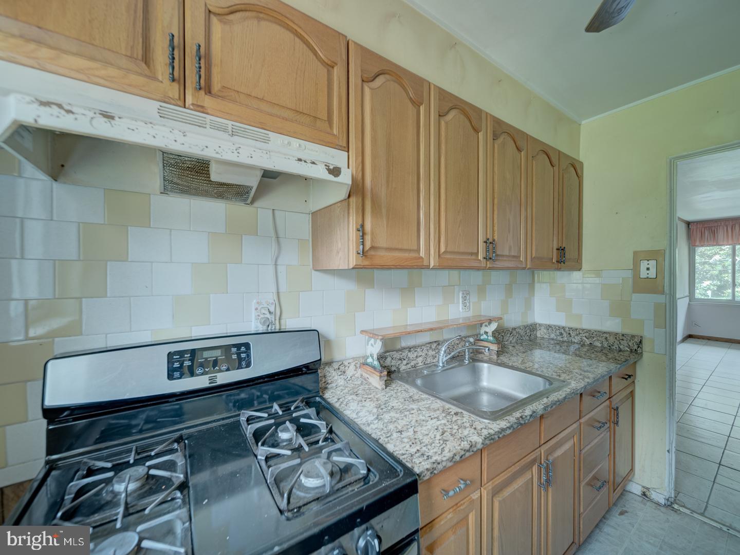 NEW HAMPSHIRE ESTATES - Residential