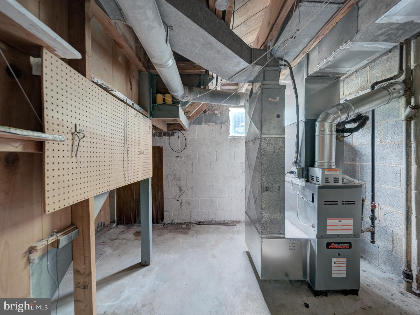 NEW HAMPSHIRE ESTATES - Residential