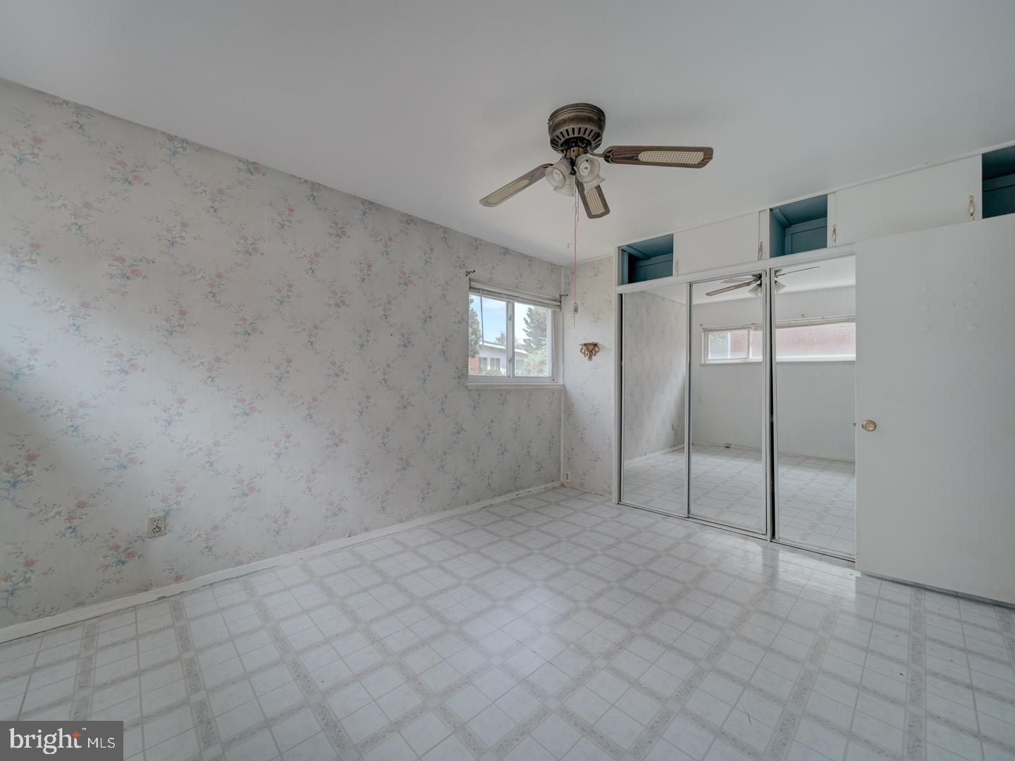 NEW HAMPSHIRE ESTATES - Residential