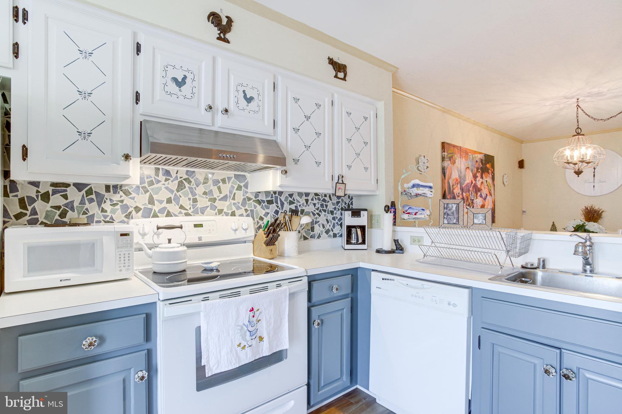 BETHANY MEADOWS - Residential