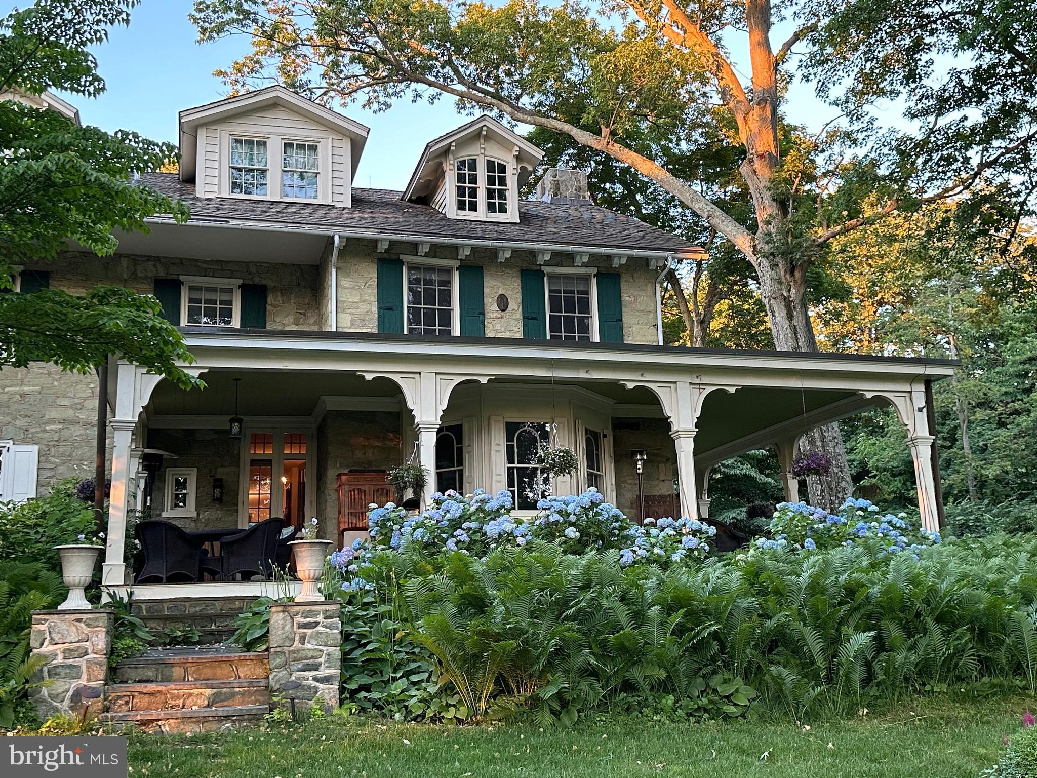 1001 COUNTRY CLUB ROAD