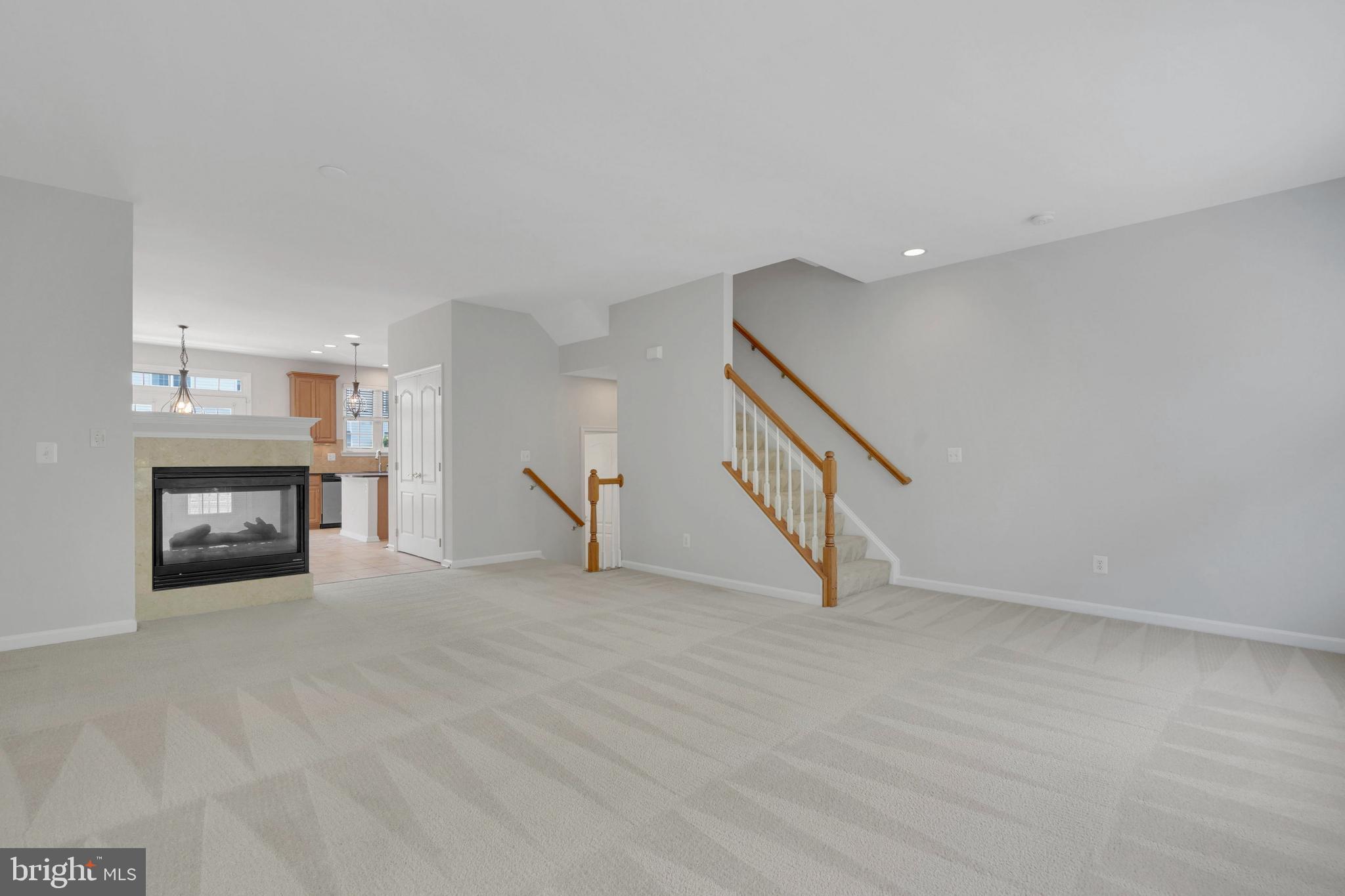 BRAMBLETON LANDBAY 2 - Residential Lease