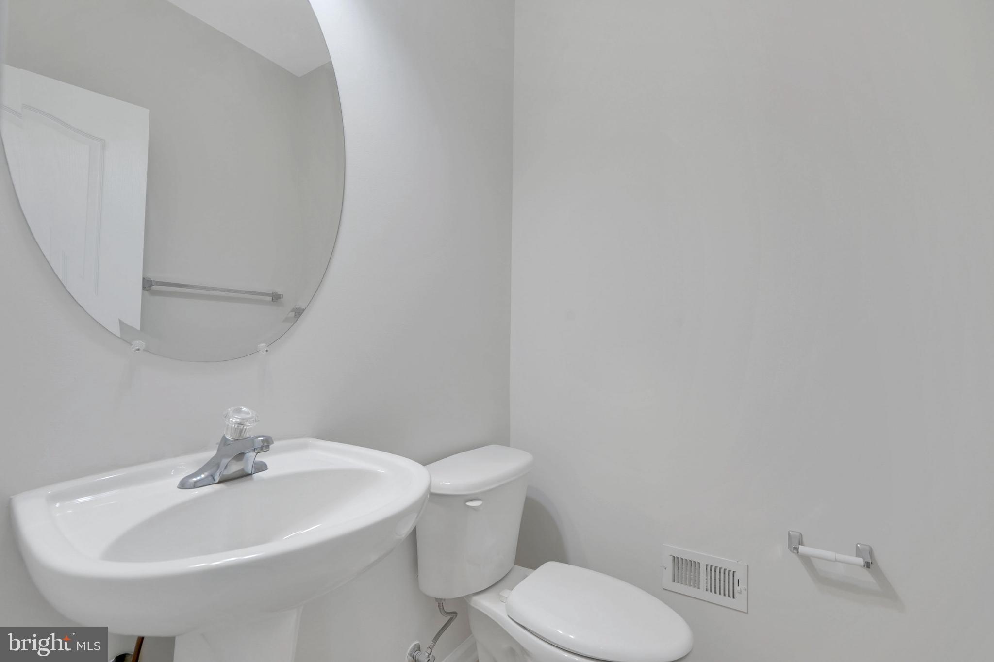 BRAMBLETON LANDBAY 2 - Residential Lease