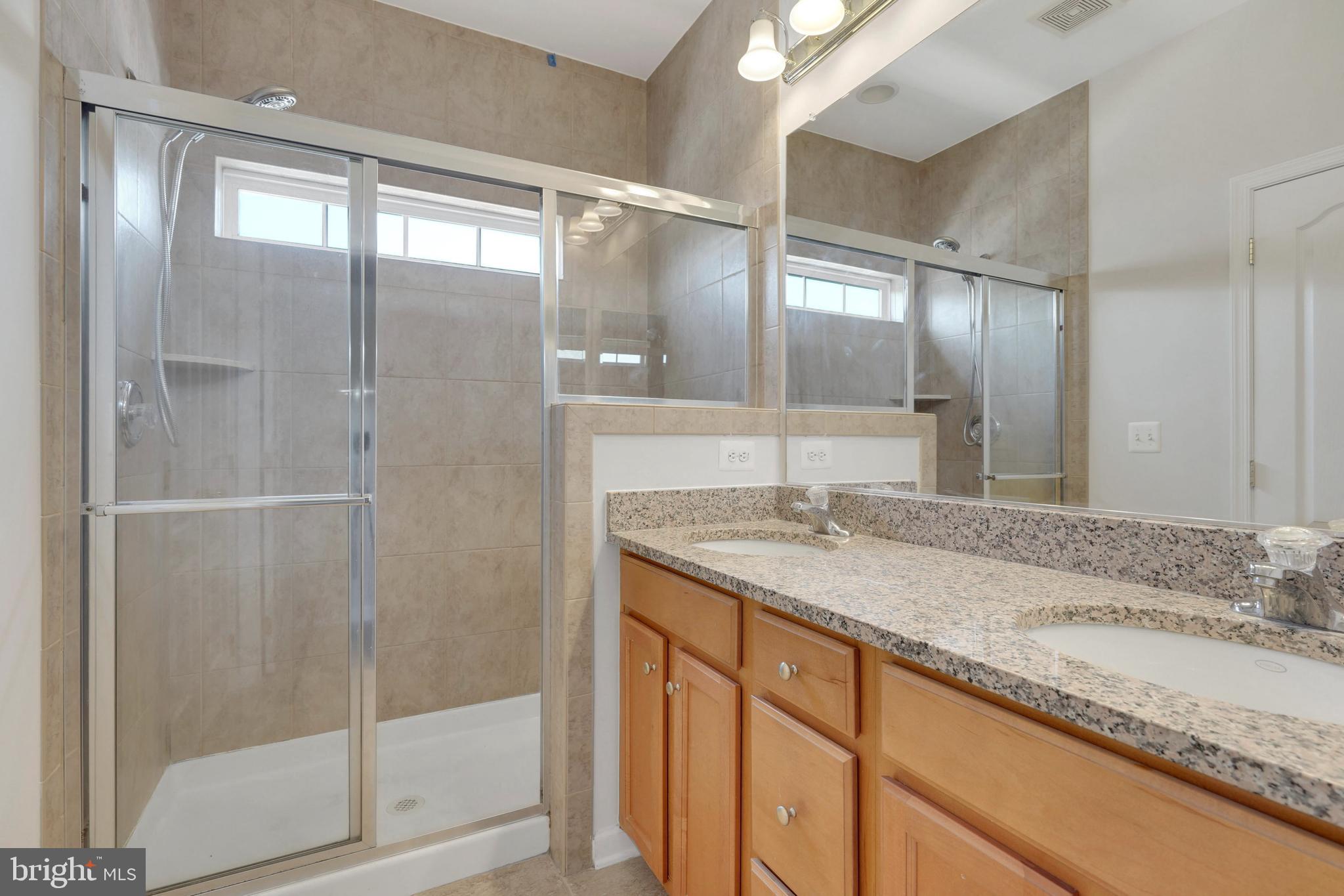 BRAMBLETON LANDBAY 2 - Residential Lease