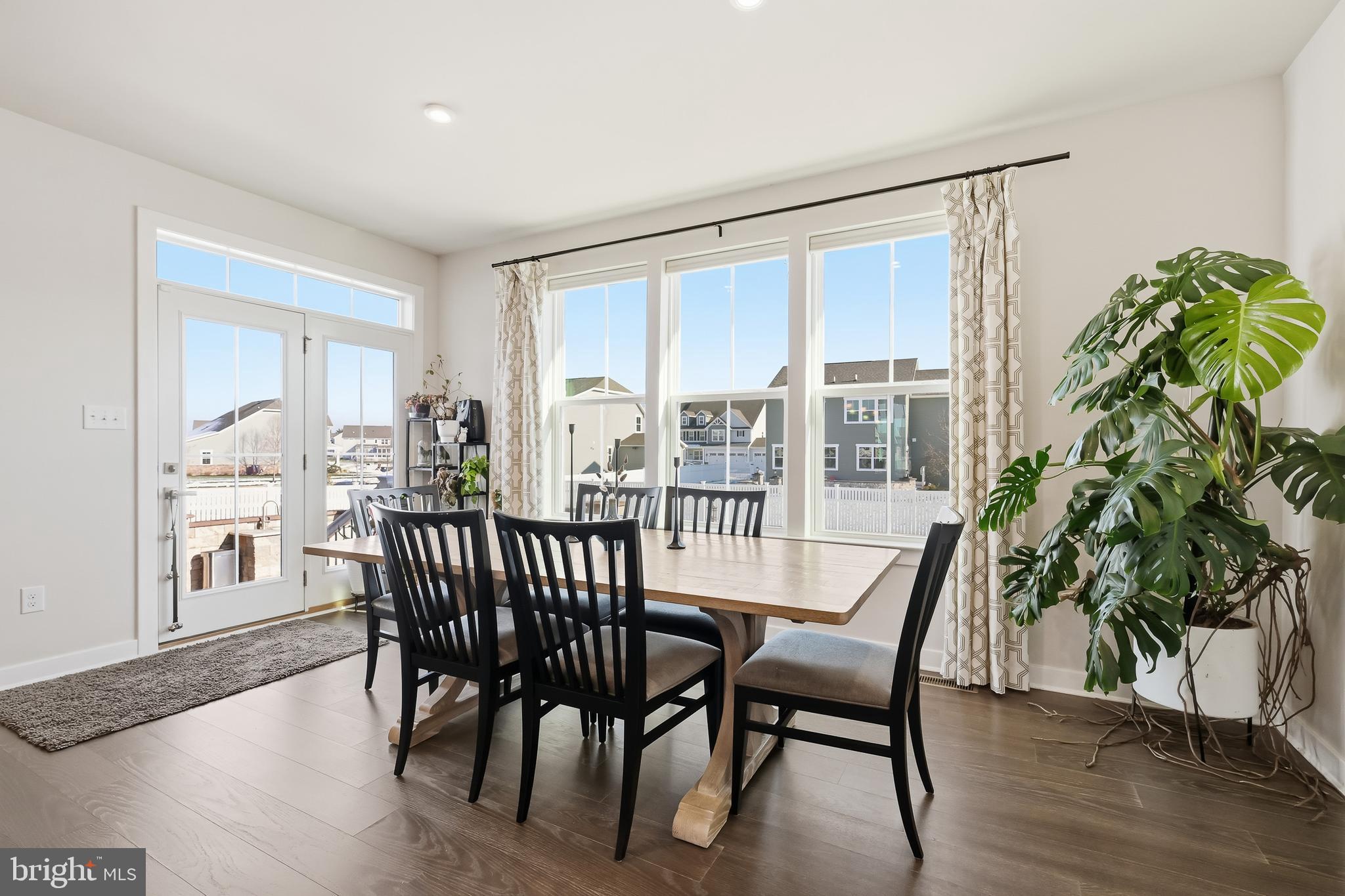 PARKSIDE - Residential