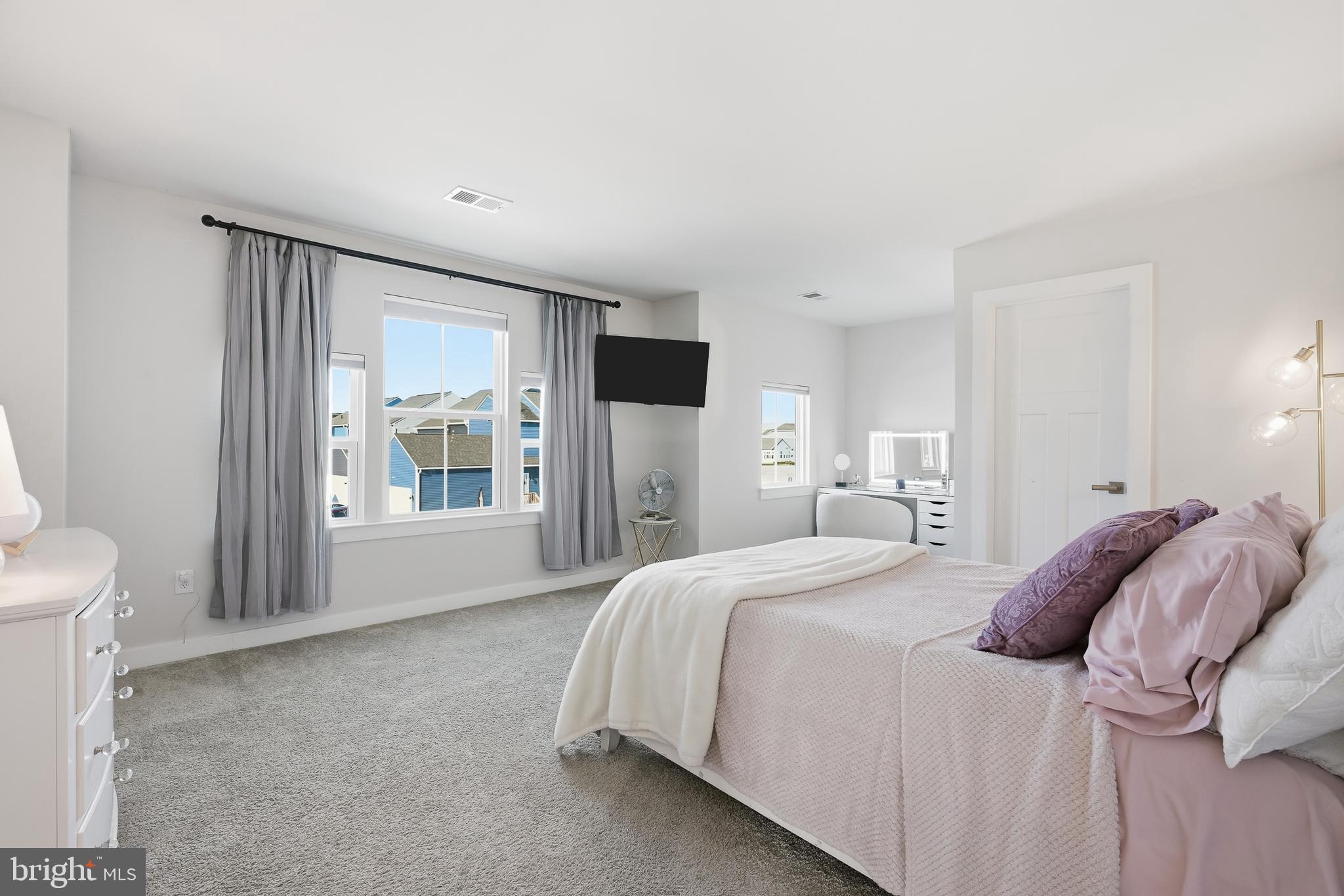 PARKSIDE - Residential