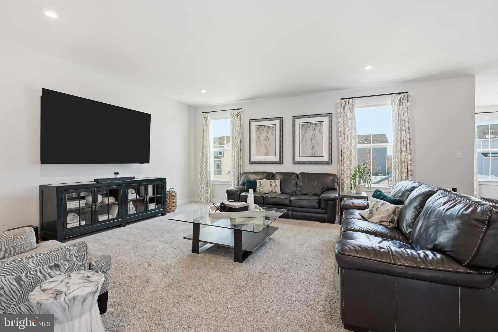 PARKSIDE - Residential