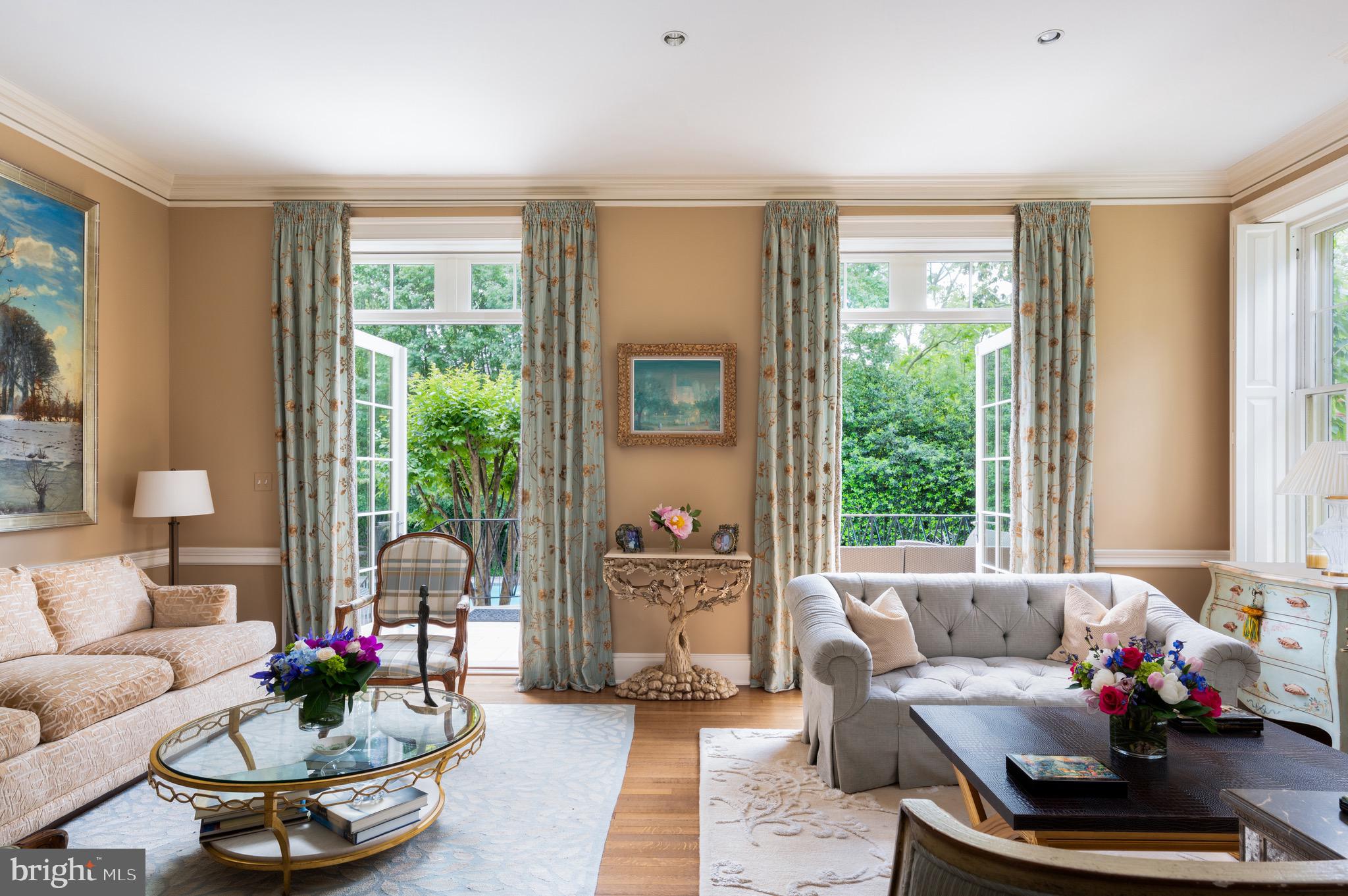 CHEVY CHASE VILLAGE - Residential