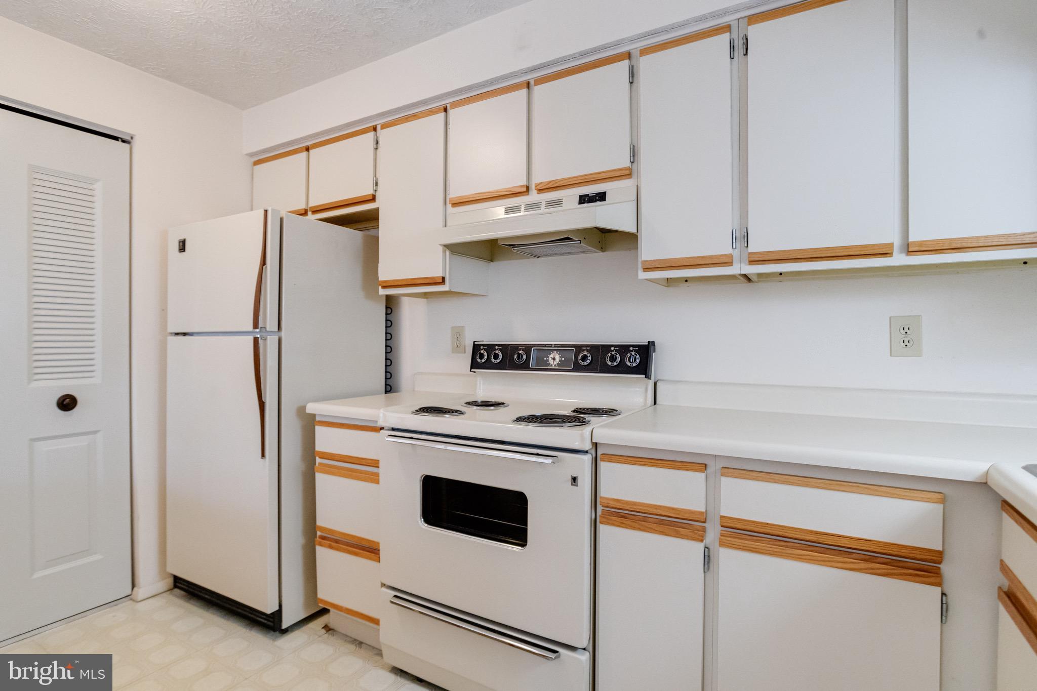 CHESTERFIELD GARDEN CONDOMINIUM - Residential