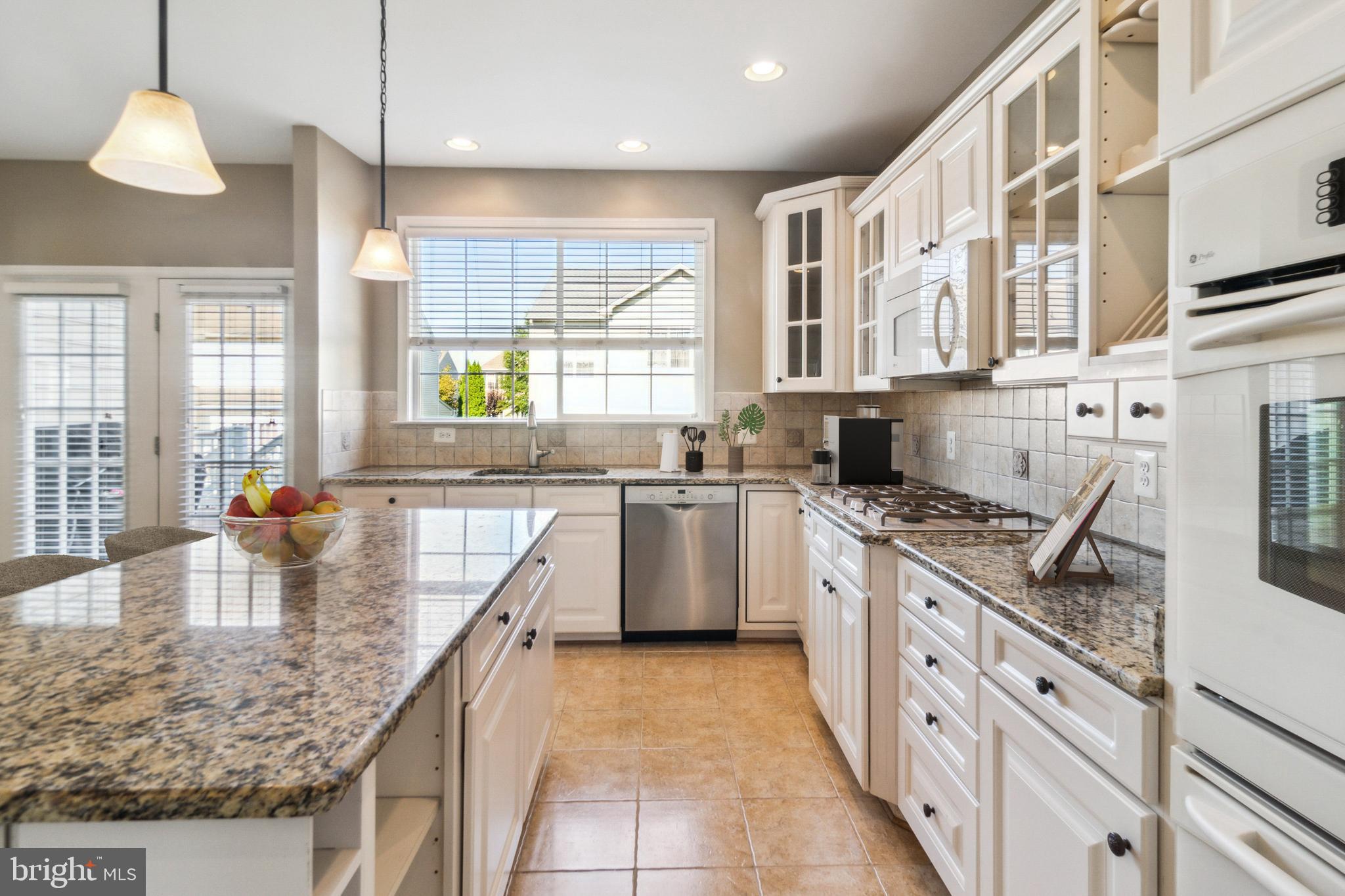 ASHBROOK VILLAGE - Residential