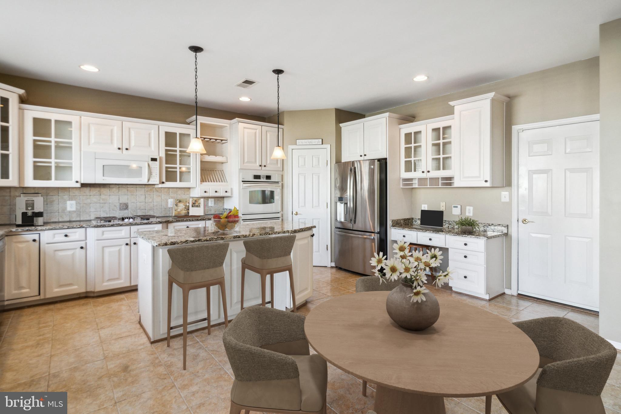 ASHBROOK VILLAGE - Residential