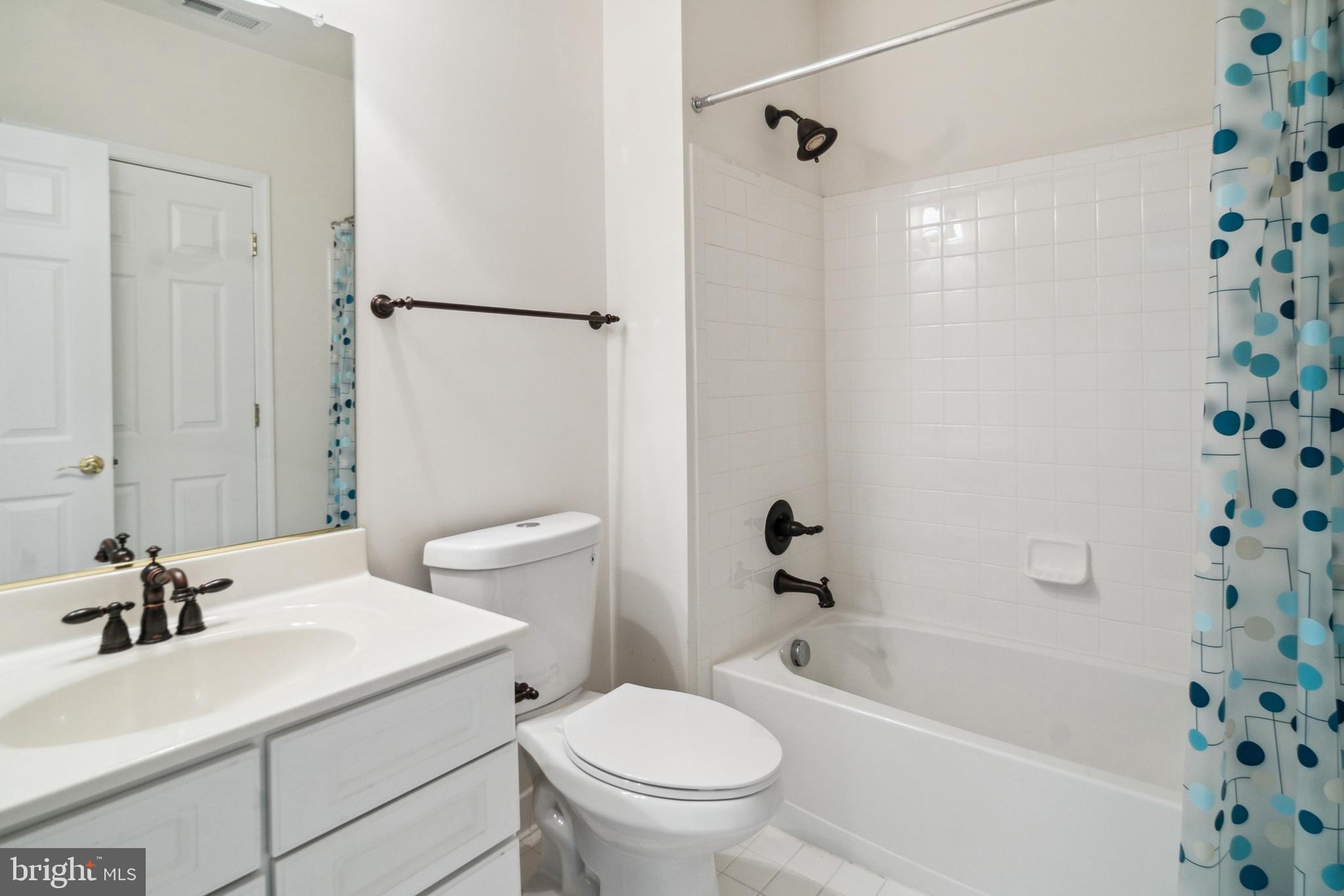 ASHBROOK VILLAGE - Residential