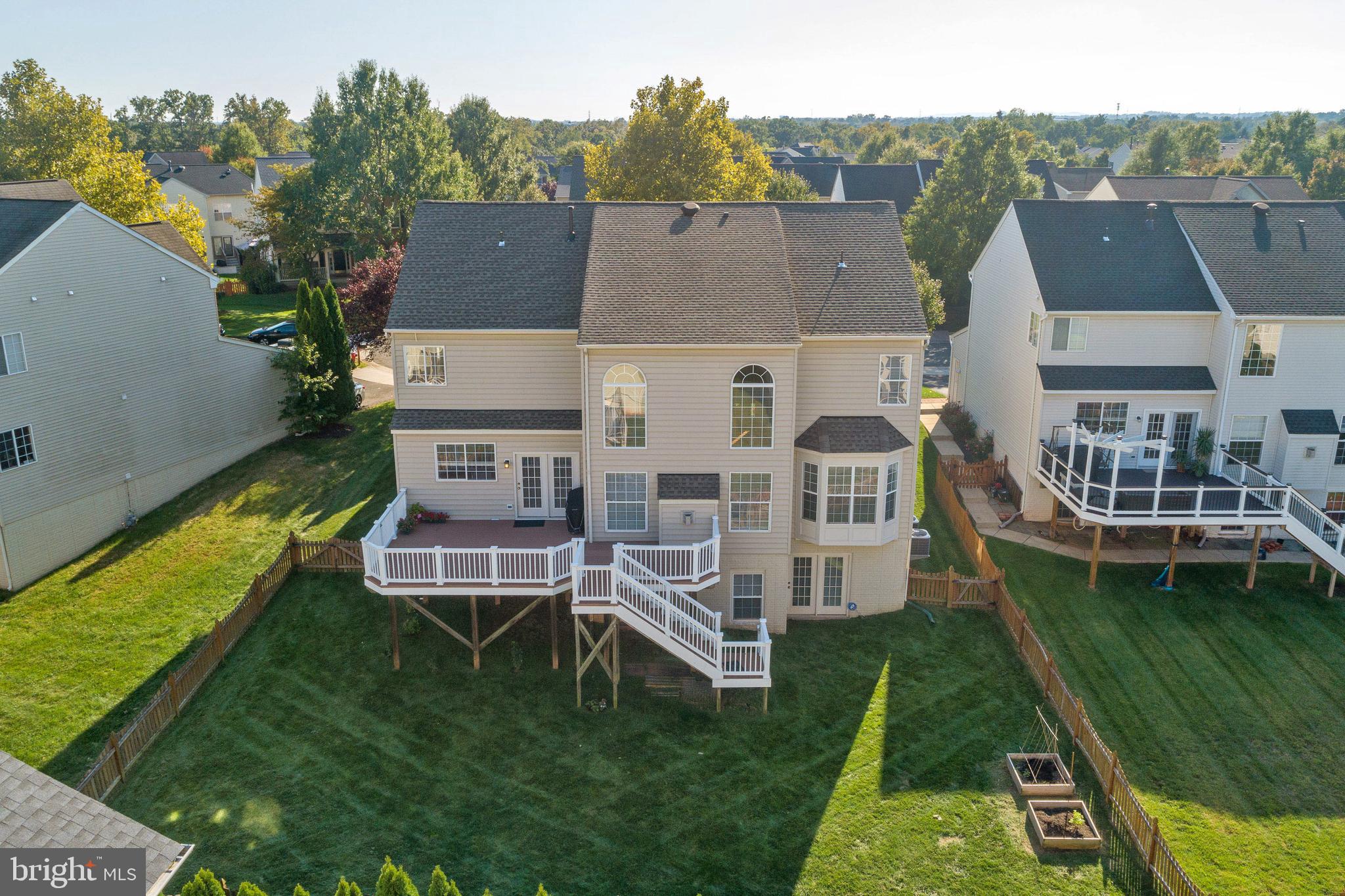 ASHBROOK VILLAGE - Residential