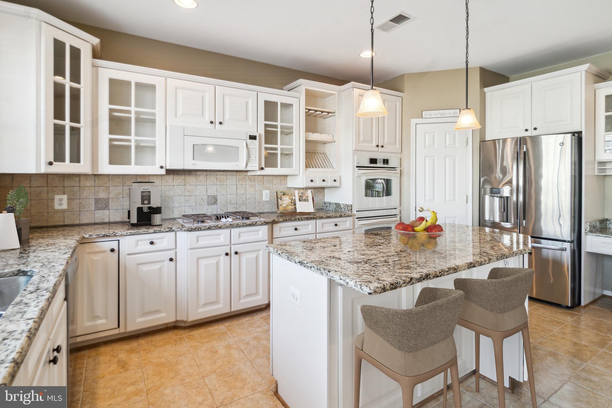 ASHBROOK VILLAGE - Residential