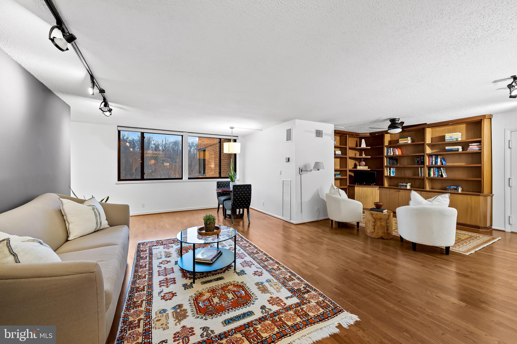 111 HAMLET HILL ROAD 1113