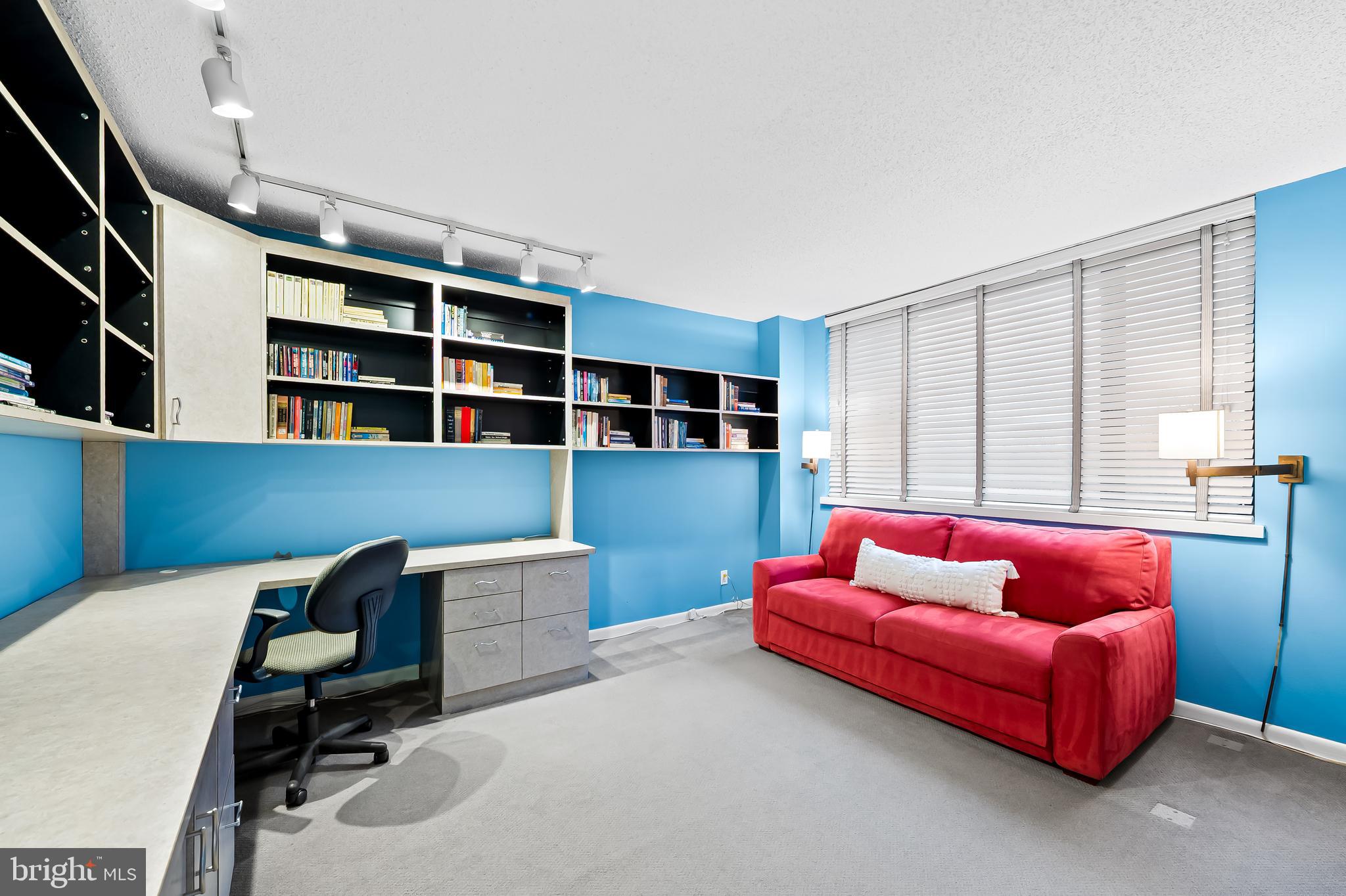 CROSS KEYS - Residential