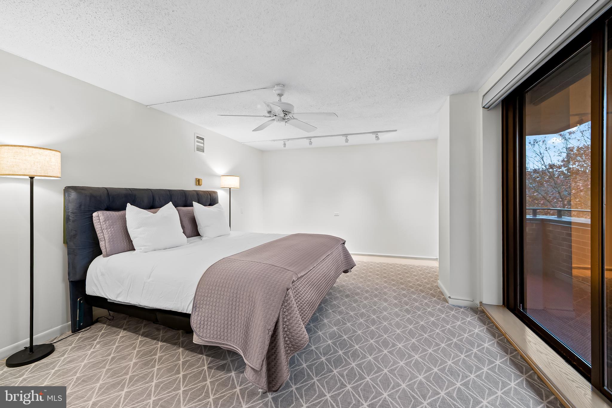 CROSS KEYS - Residential