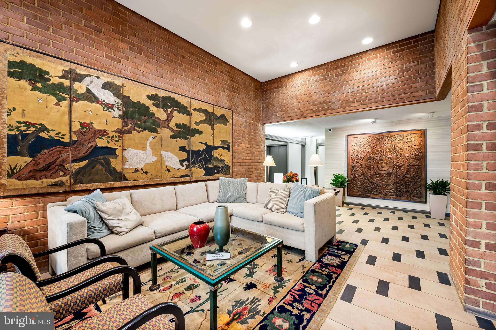 CROSS KEYS - Residential