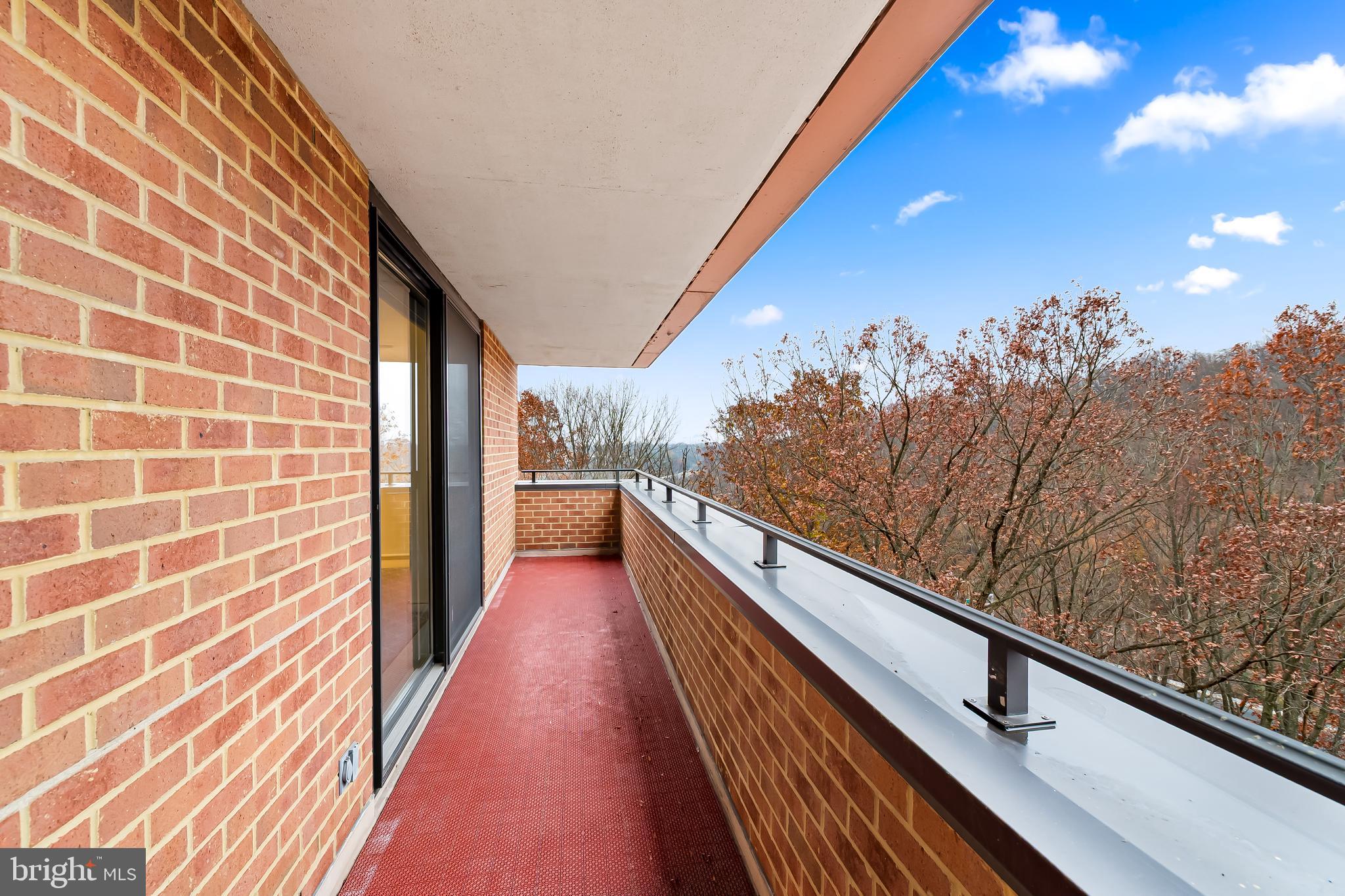 CROSS KEYS - Residential