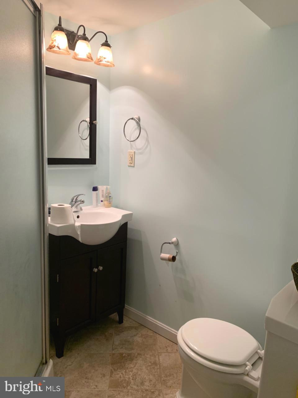 LOCH RAVEN MANOR - Residential Lease