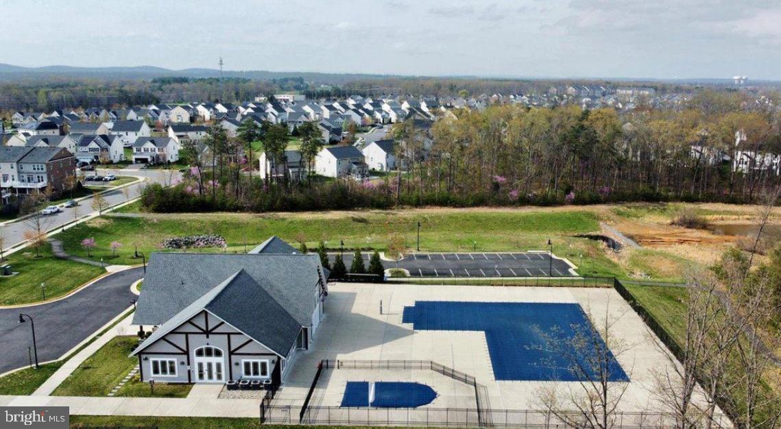 25292 GRAY POPLAR TERRACE